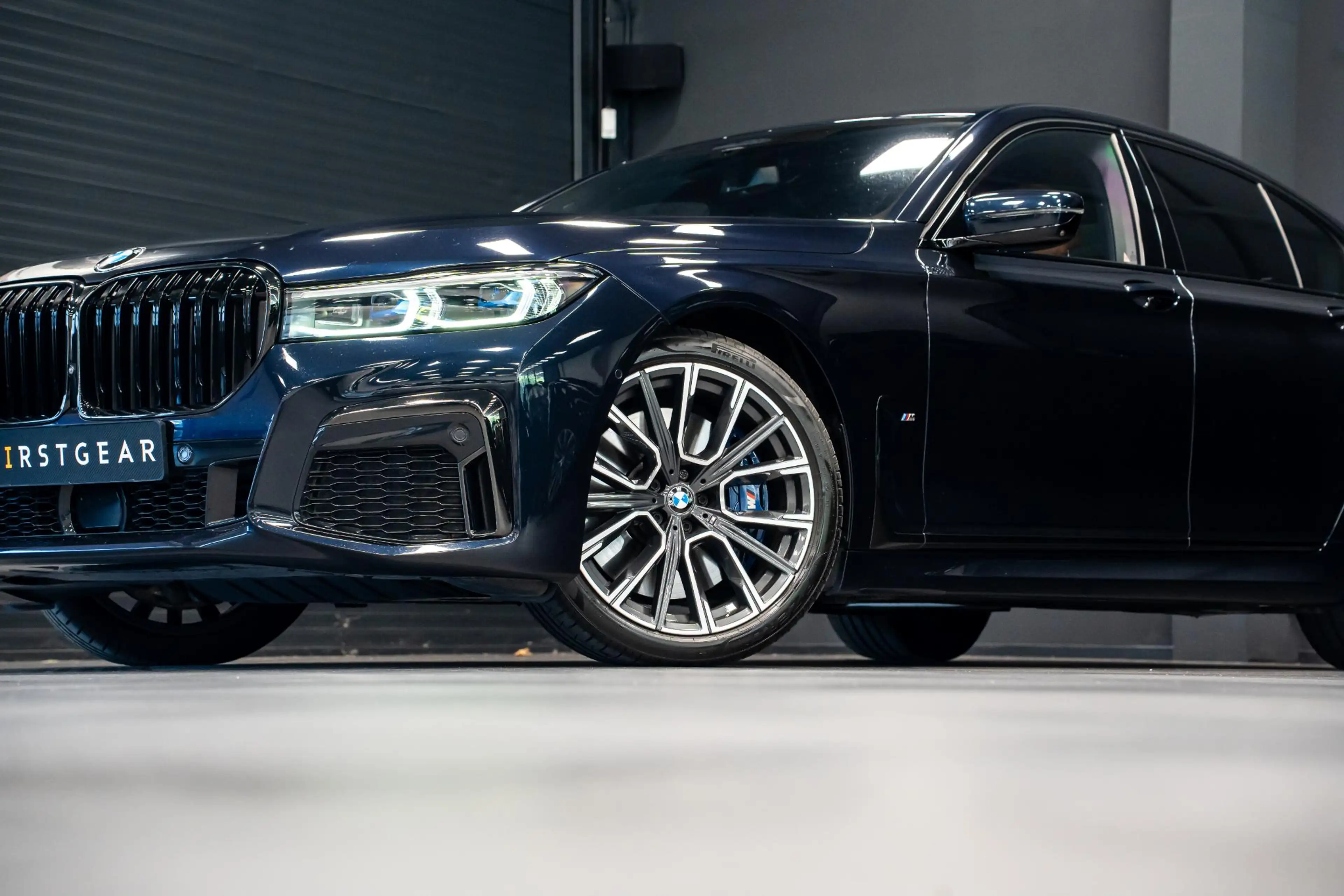 BMW 750 7-serie 750i xDrive High Executive *M-Sport / Harm — photo 9