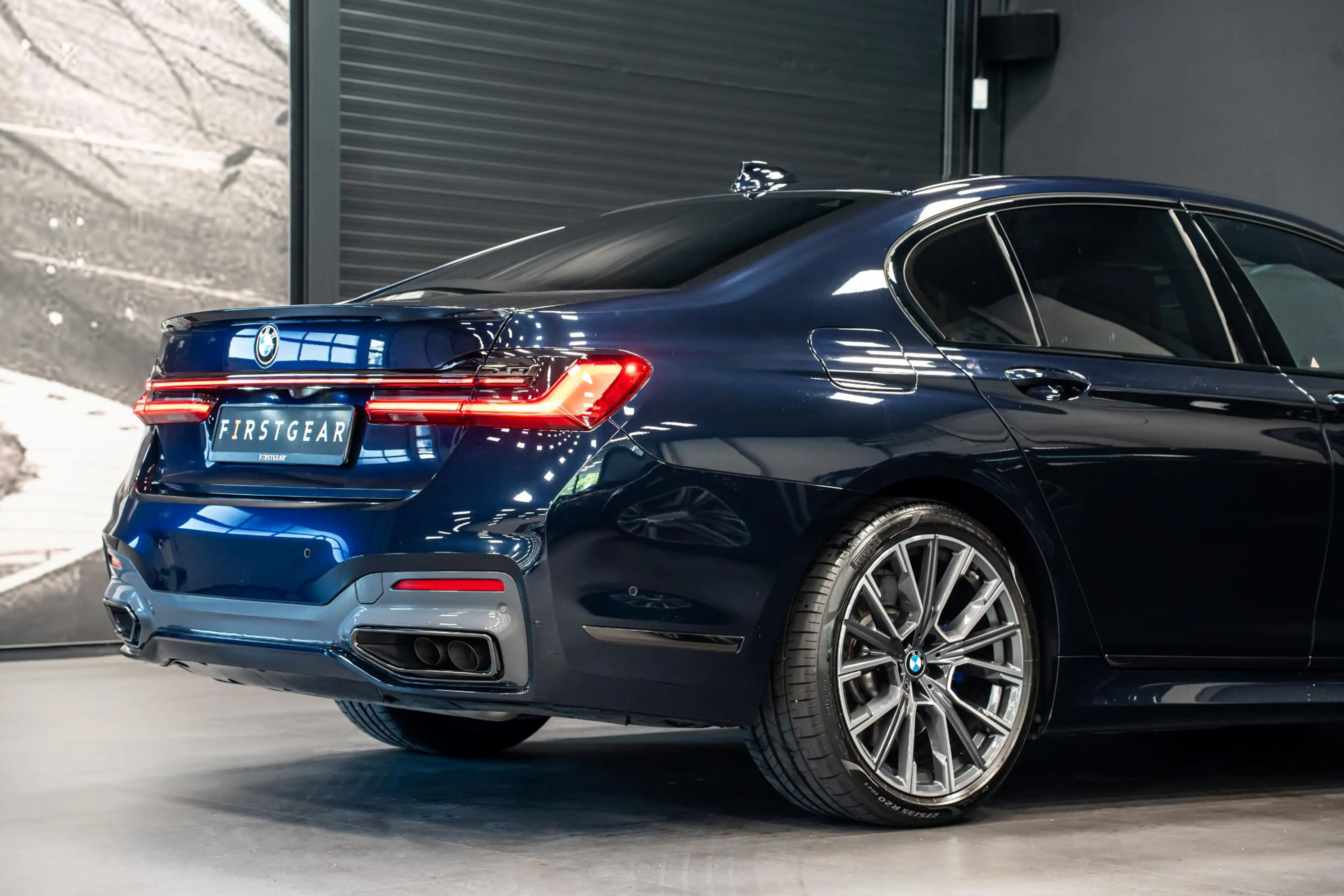 BMW 750 7-serie 750i xDrive High Executive *M-Sport / Harm — photo 22