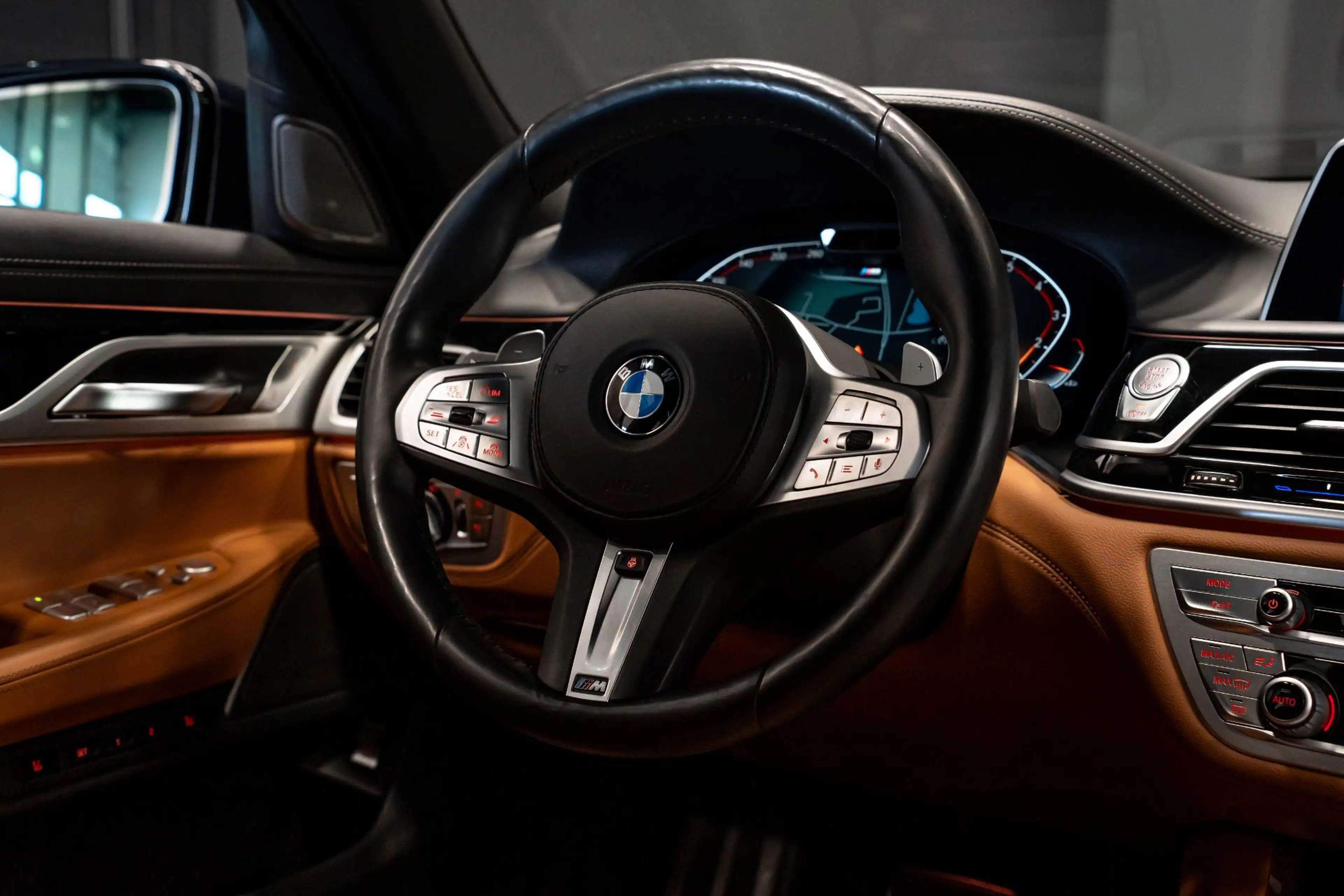 BMW 750 7-serie 750i xDrive High Executive *M-Sport / Harm — photo 13