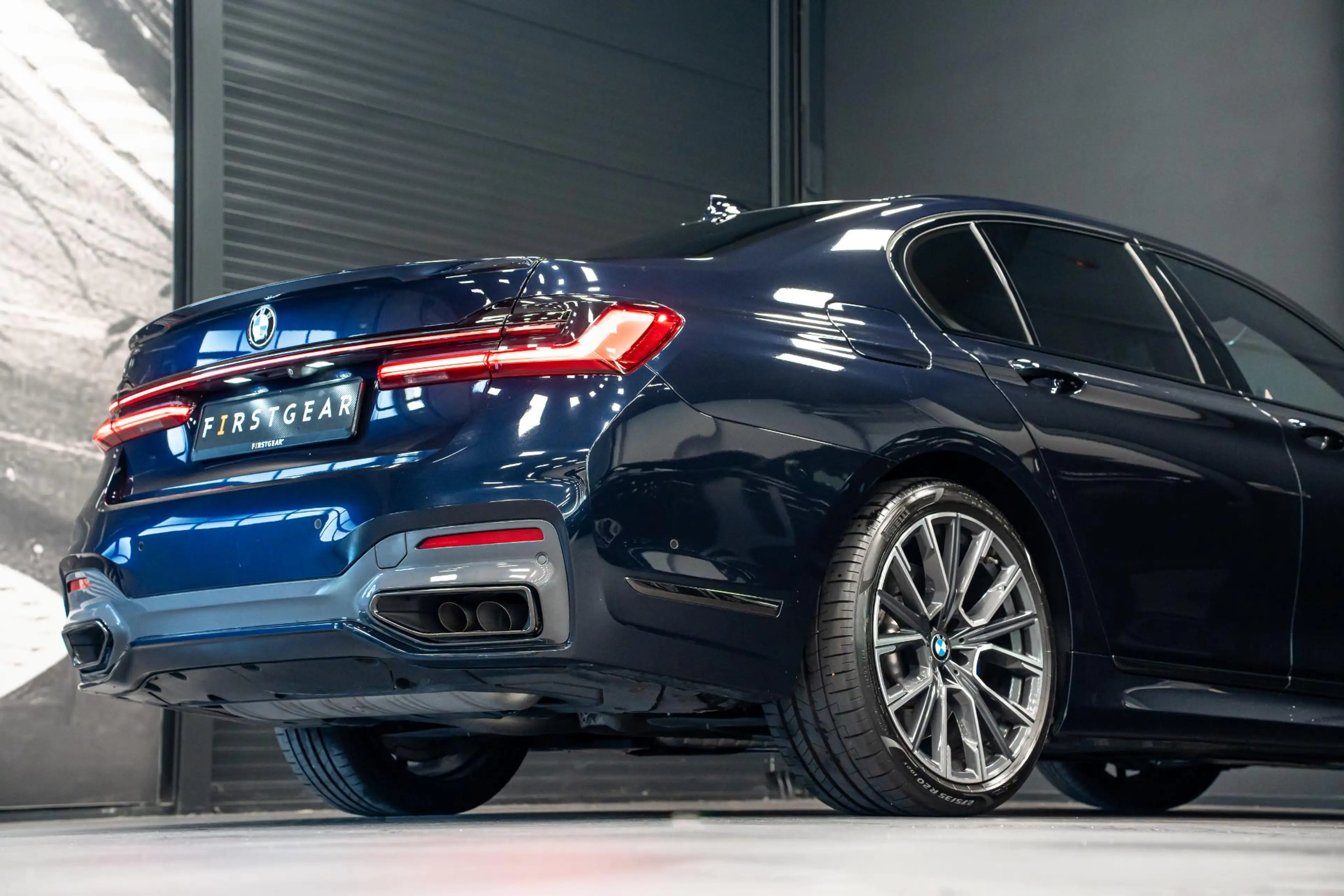 BMW 750 7-serie 750i xDrive High Executive *M-Sport / Harm — photo 7