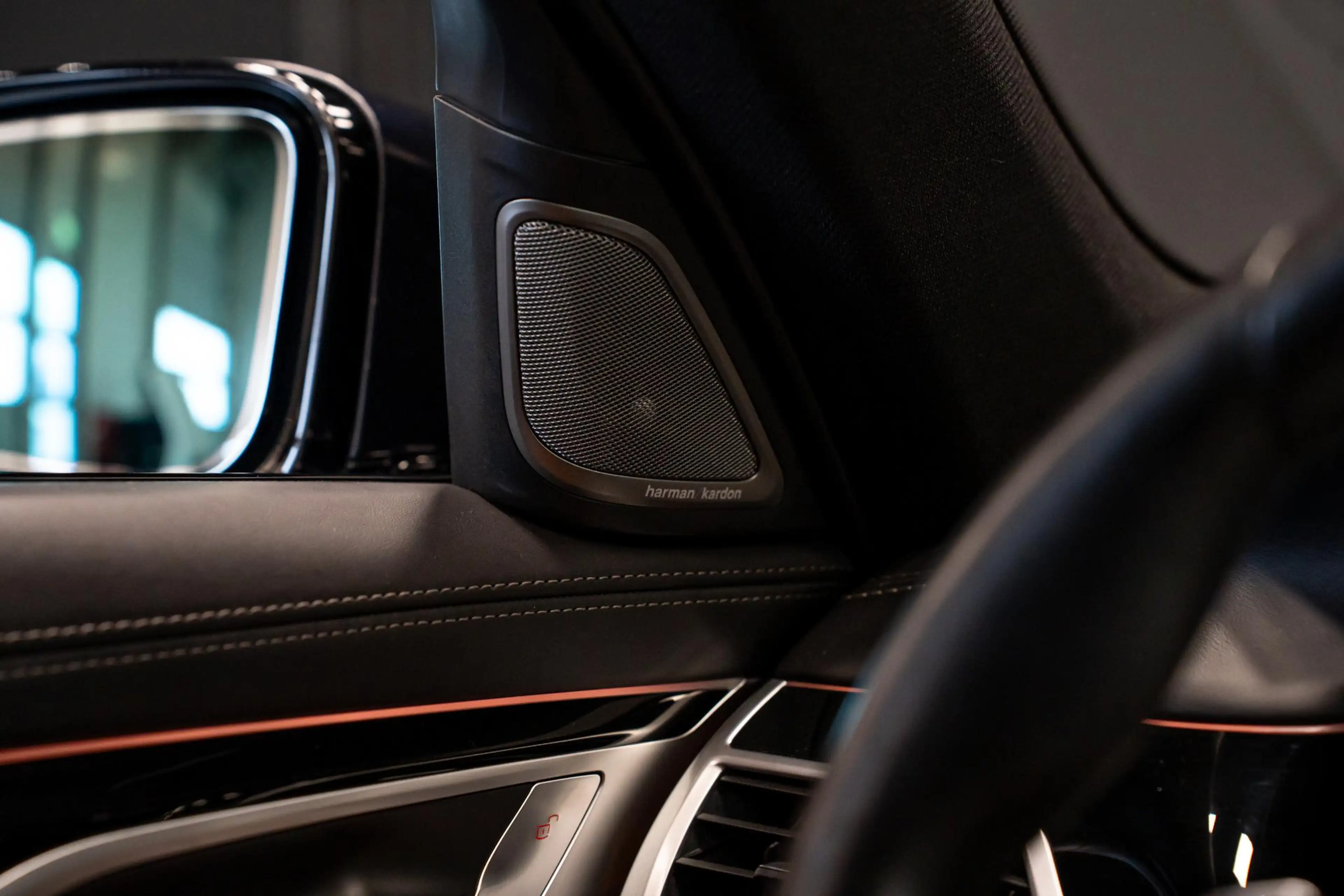 BMW 750 7-serie 750i xDrive High Executive *M-Sport / Harm — photo 49