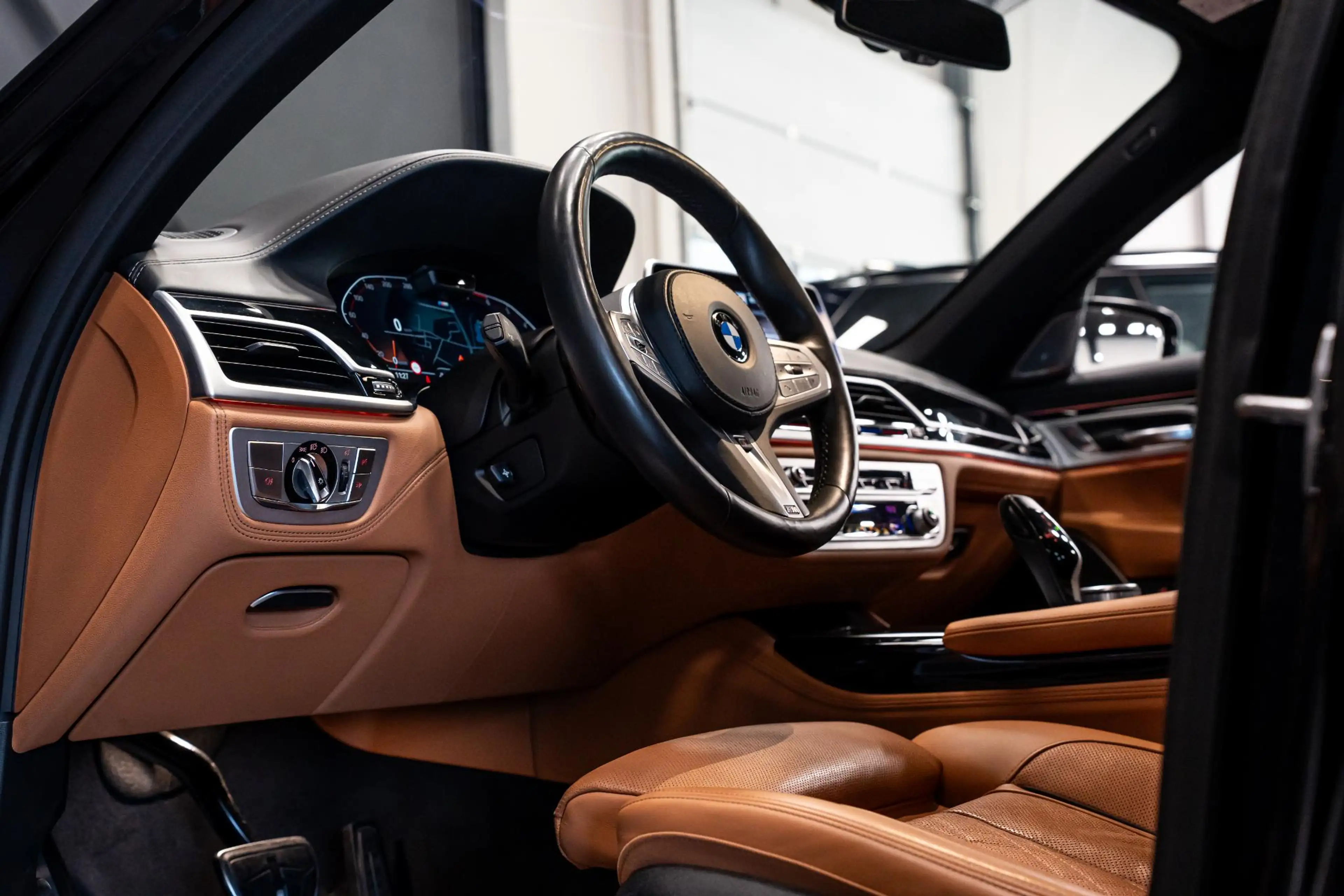 BMW 750 7-serie 750i xDrive High Executive *M-Sport / Harm — photo 41