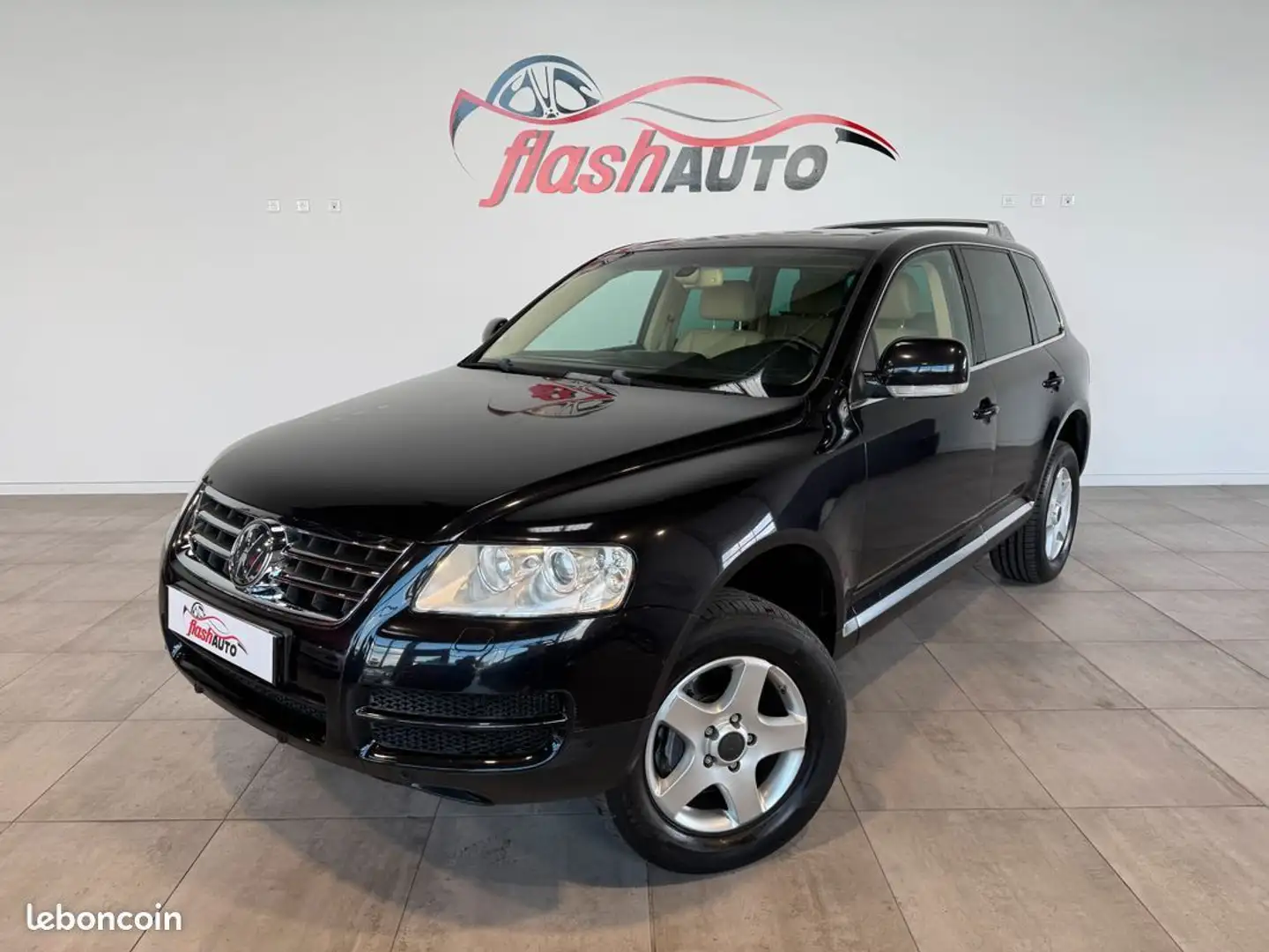 Volkswagen Touareg 3.0 TDi V6 TIPTRONIC 225cv-BVA-2006 Zwart - 1