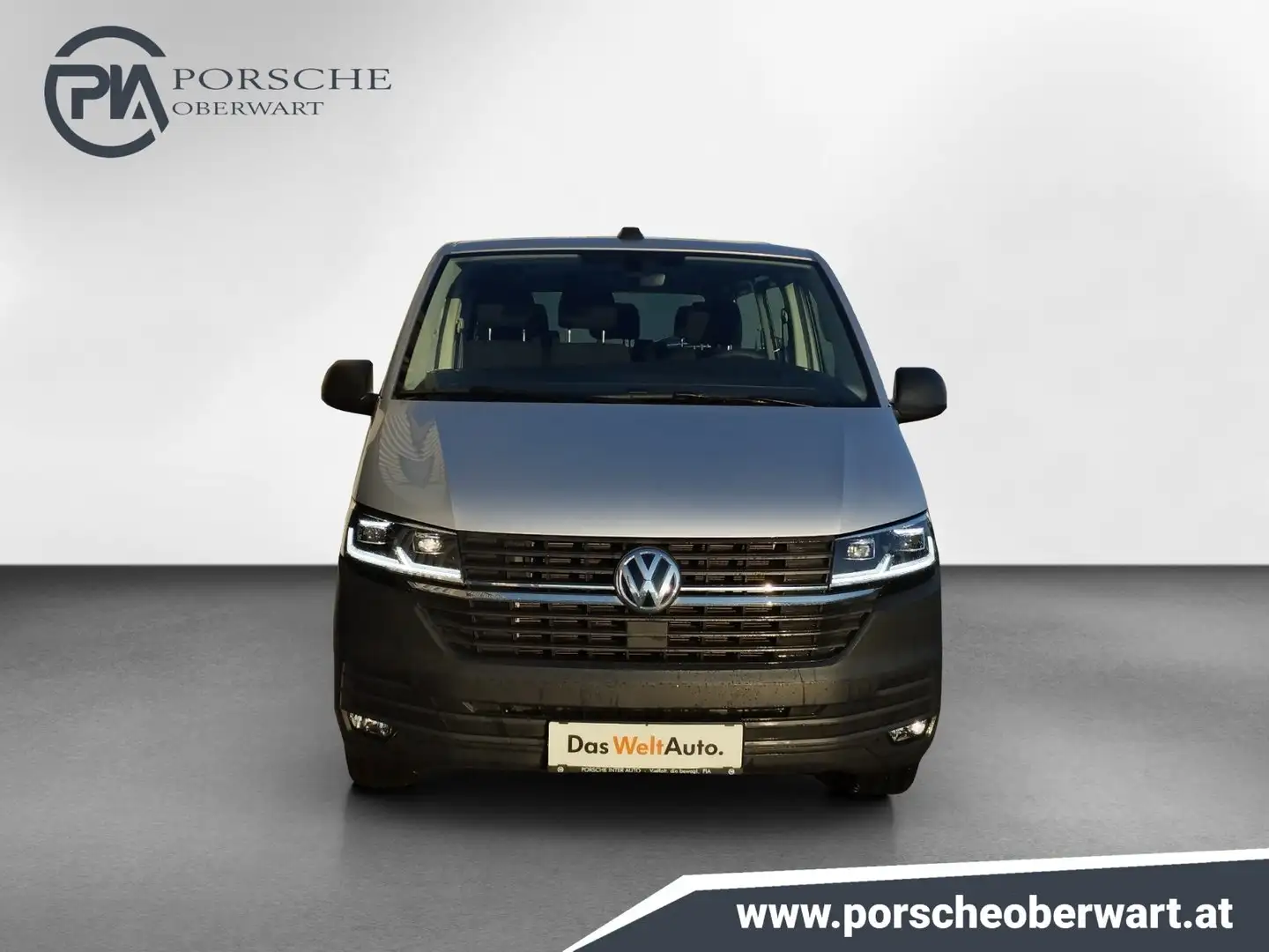 Volkswagen T6.1 Transporter Kombi LR TDI Argent - 2