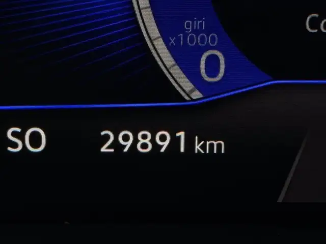 Volkswagen T-Roc view 17