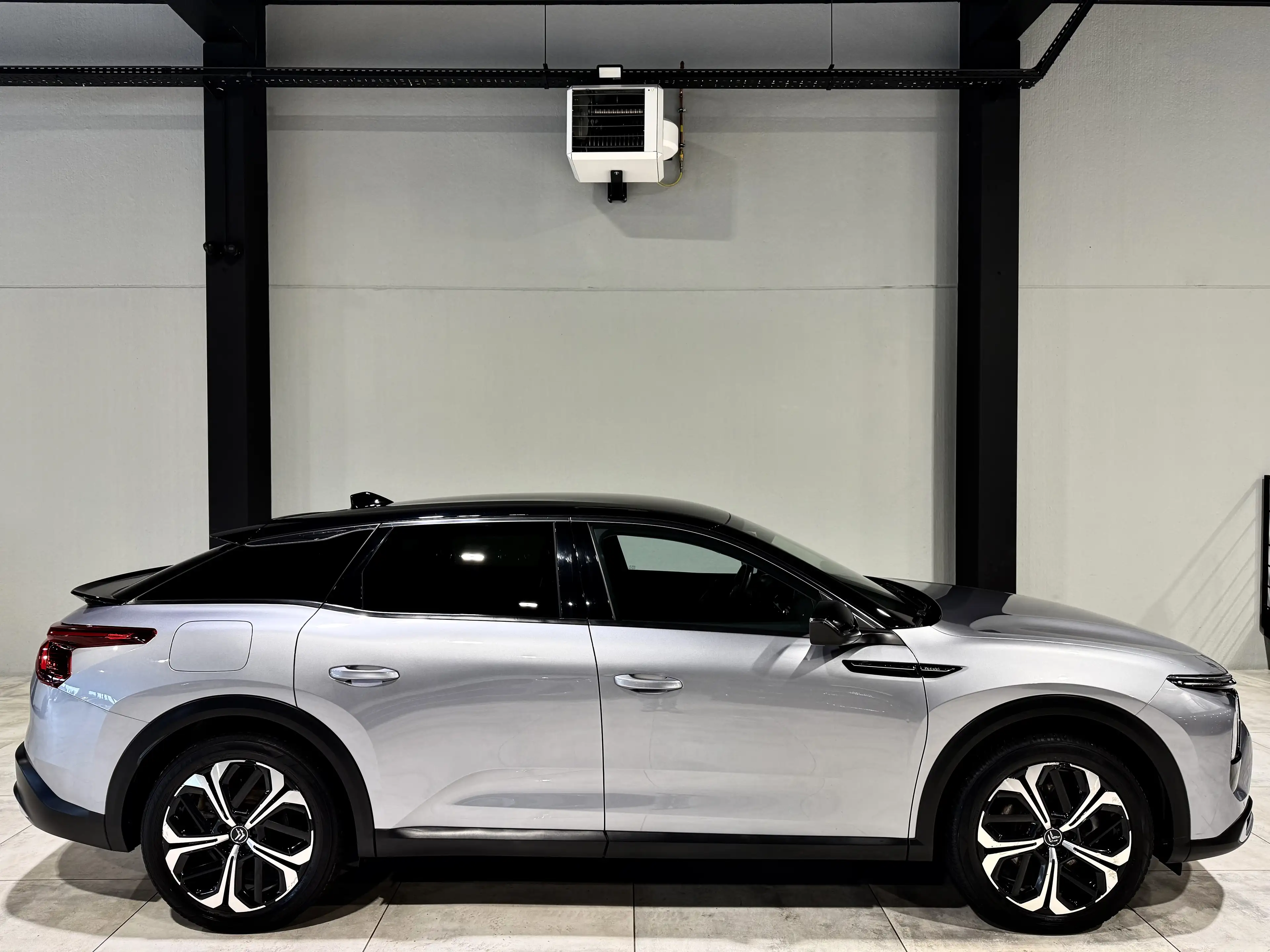 Citroen C5 X 225CV HYBRiDE B.AUTO+F1 HUD CAMERA CARPLAY CUiR++ — photo 7
