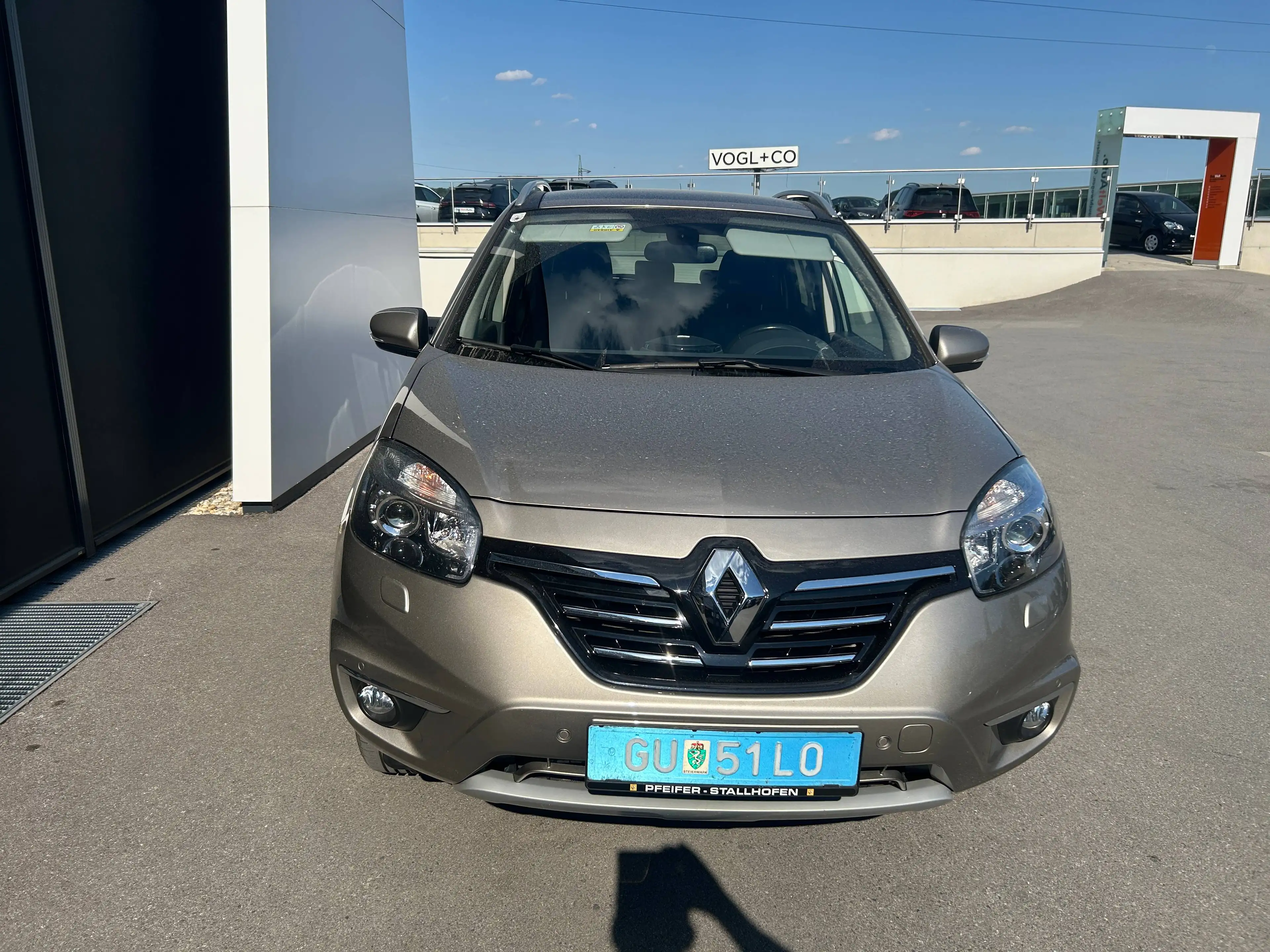 Renault Koleos Koleos dCi 150 FAP 4x4 Limited — photo 3