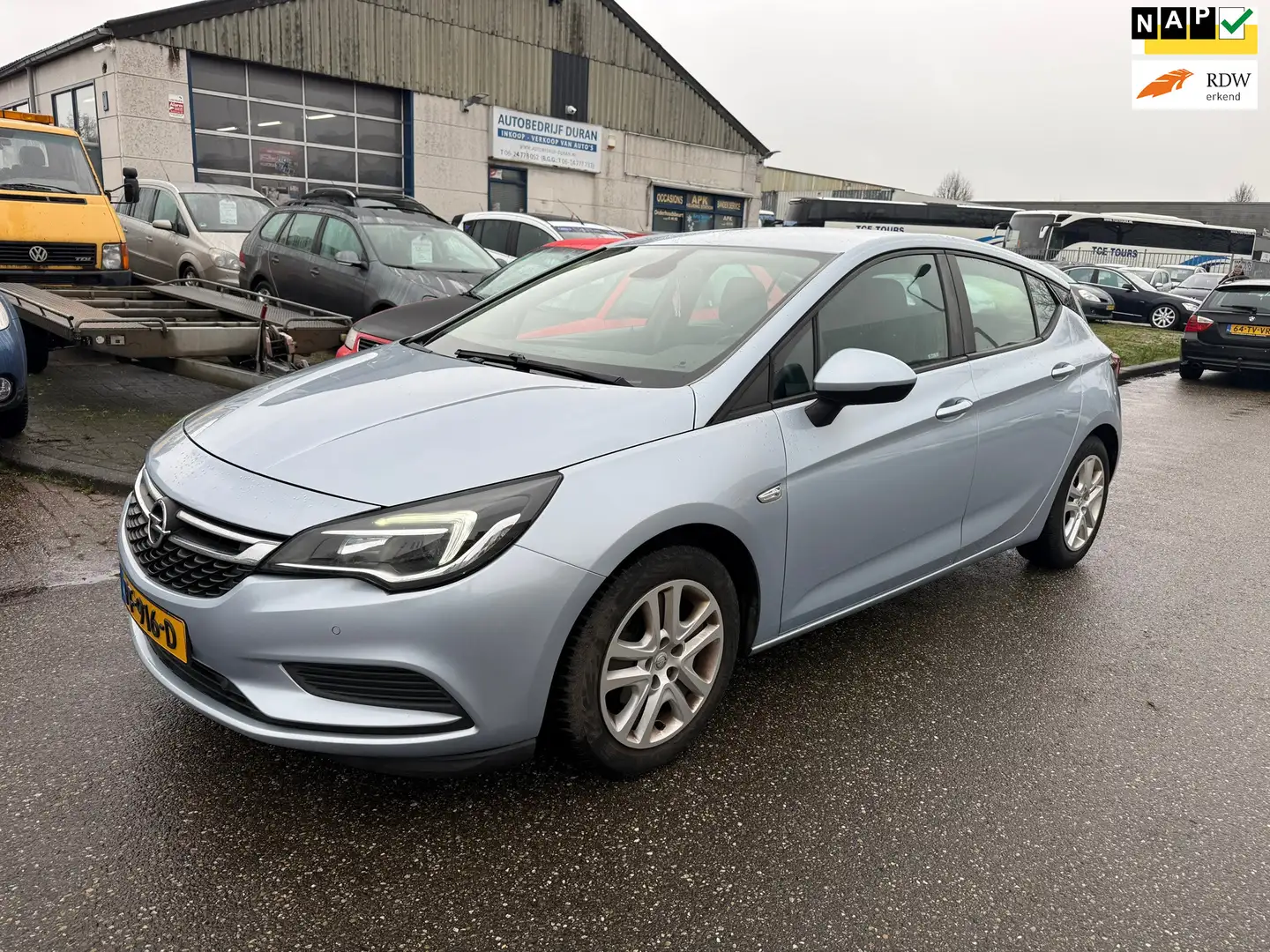 Opel Astra 1.6 CDTI Online Edition NAV.+ Clima Bj:2017 NAP! Grau - 1