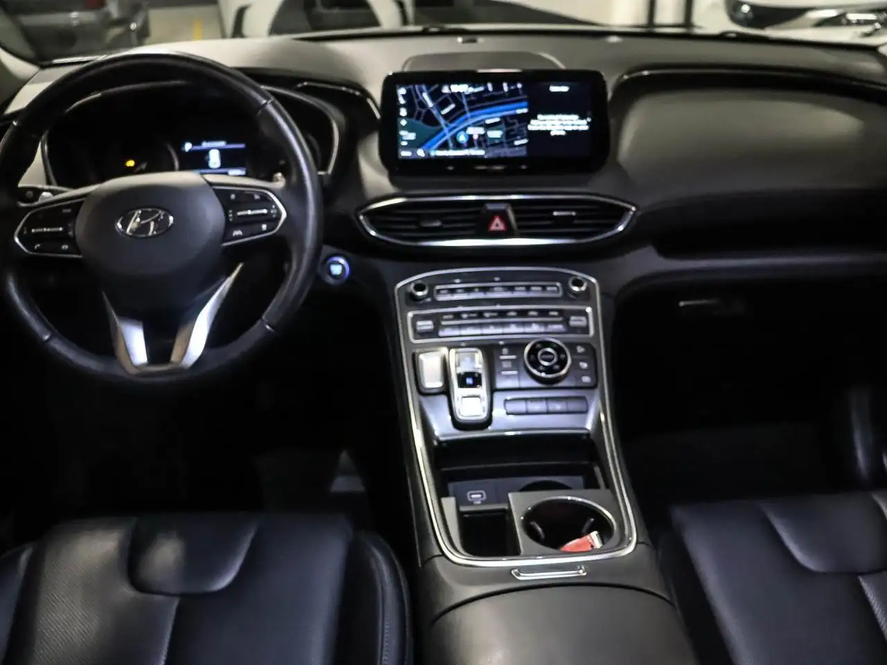 Hyundai SANTA FE снимка Hyundai SANTA FE