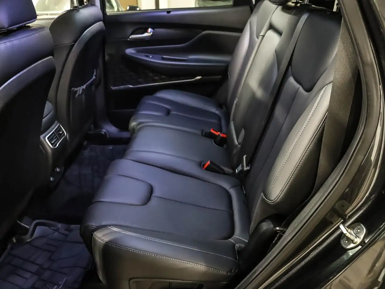 Hyundai SANTA FE снимка Hyundai SANTA FE