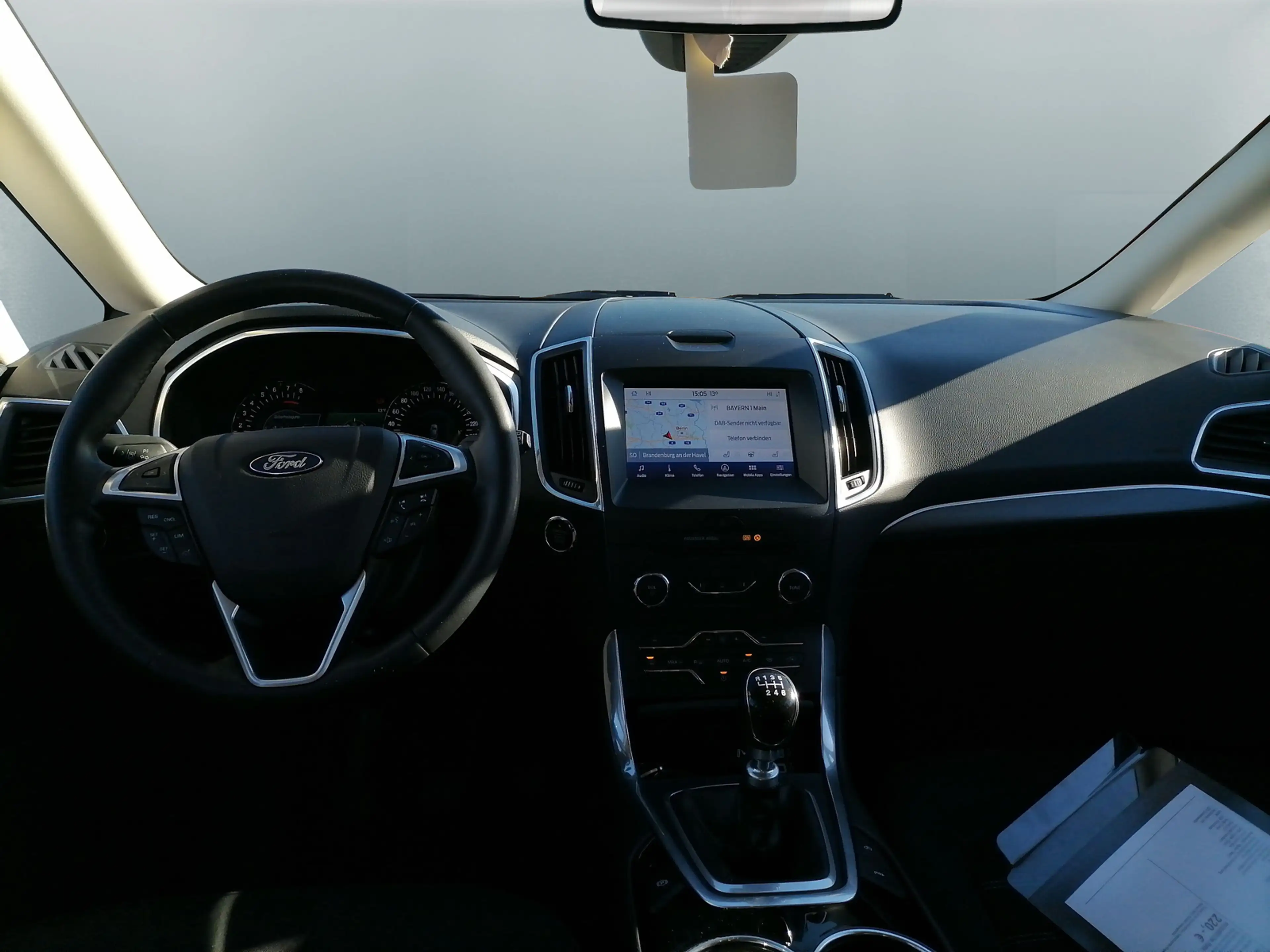 Ford Galaxy Titanium 1.5 EcoBoost 7Sitze — photo 8