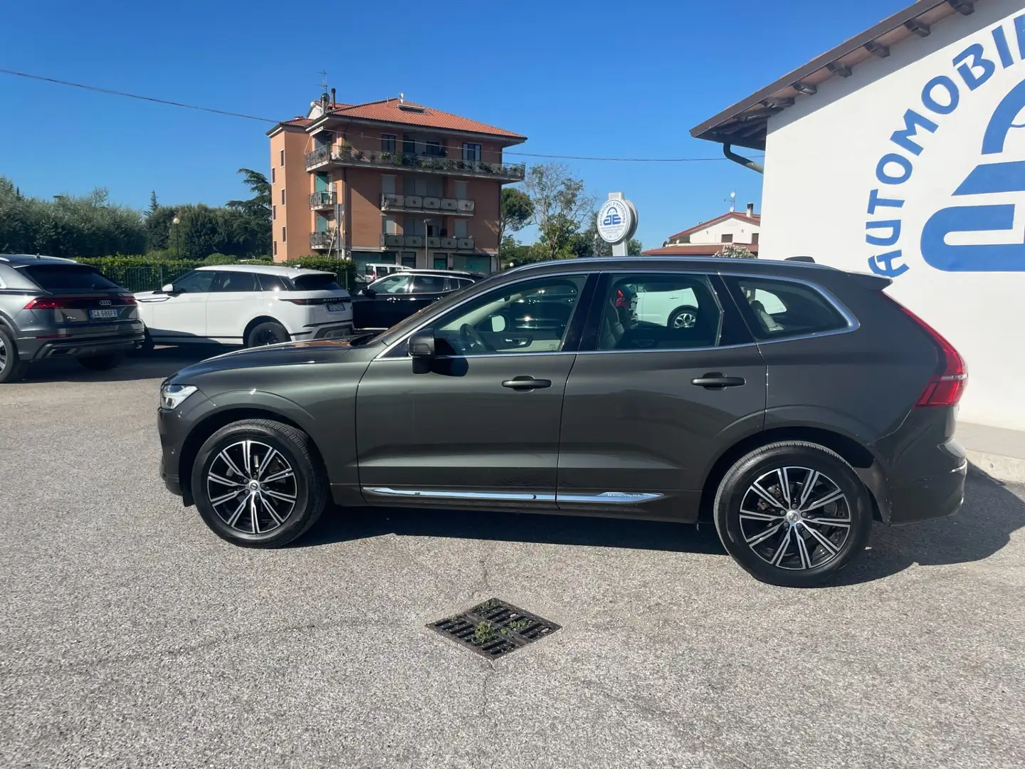 Volvo XC60 XC60 D4 AWD Geartronic Inscription Grigio - 2