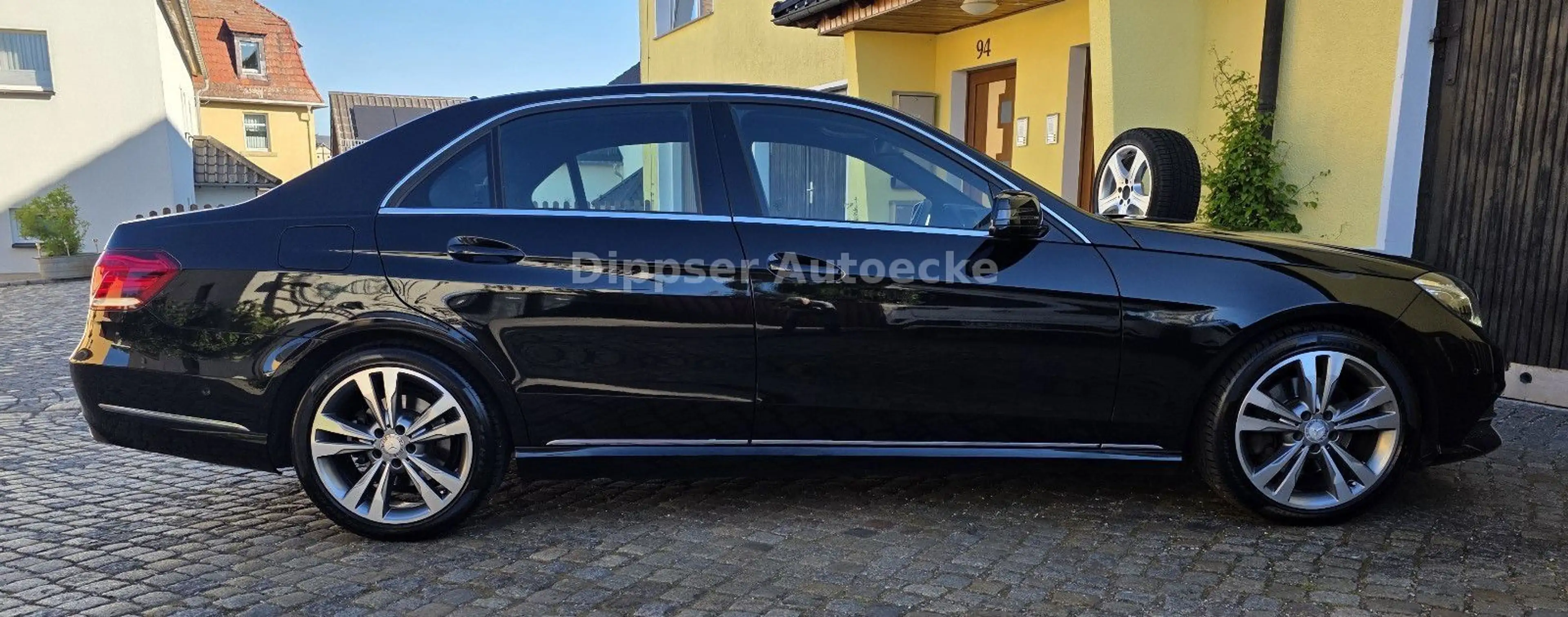 Mercedes-Benz E 350 _Limousine_4Matic_Climatr_Sitzh_8 fach... — photo 4