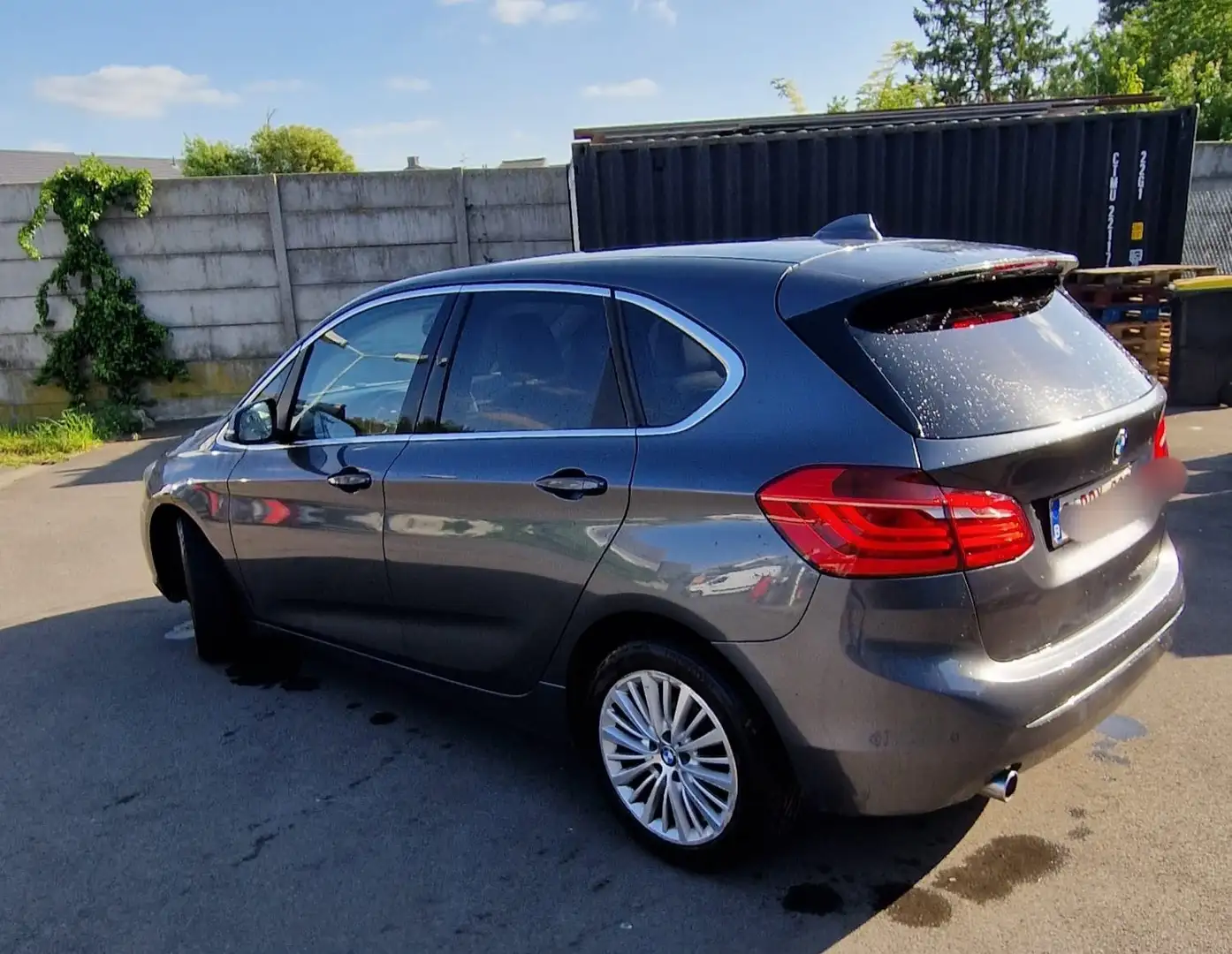 BMW 218 Active Tourer d LUXURY LINE - 2
