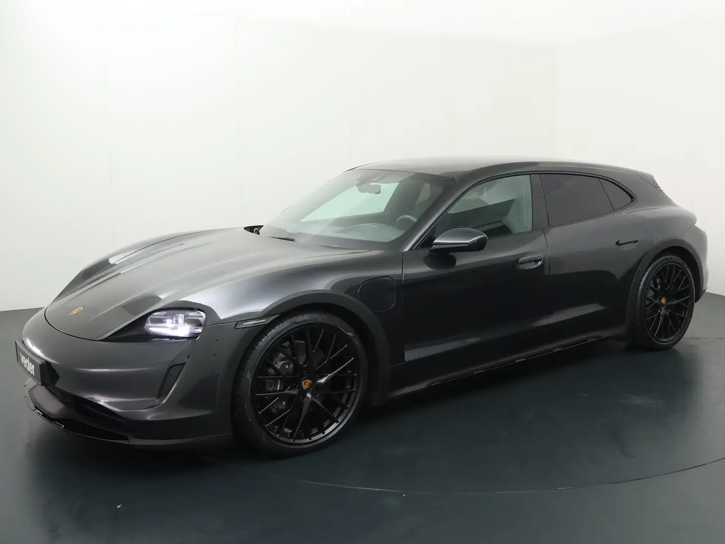 Porsche Taycan 4 Cross Turismo 93 kWh | 380 PK | 21" LM velgen | Grijs - 1