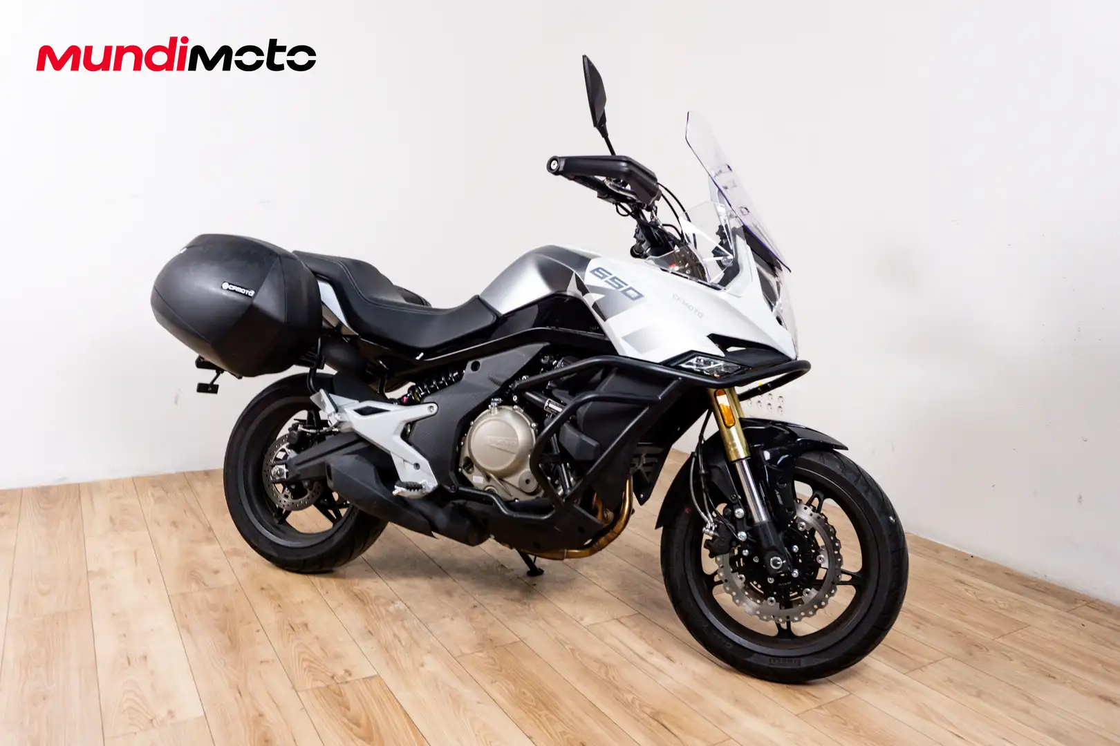 CFMOTO 650 MT - 2