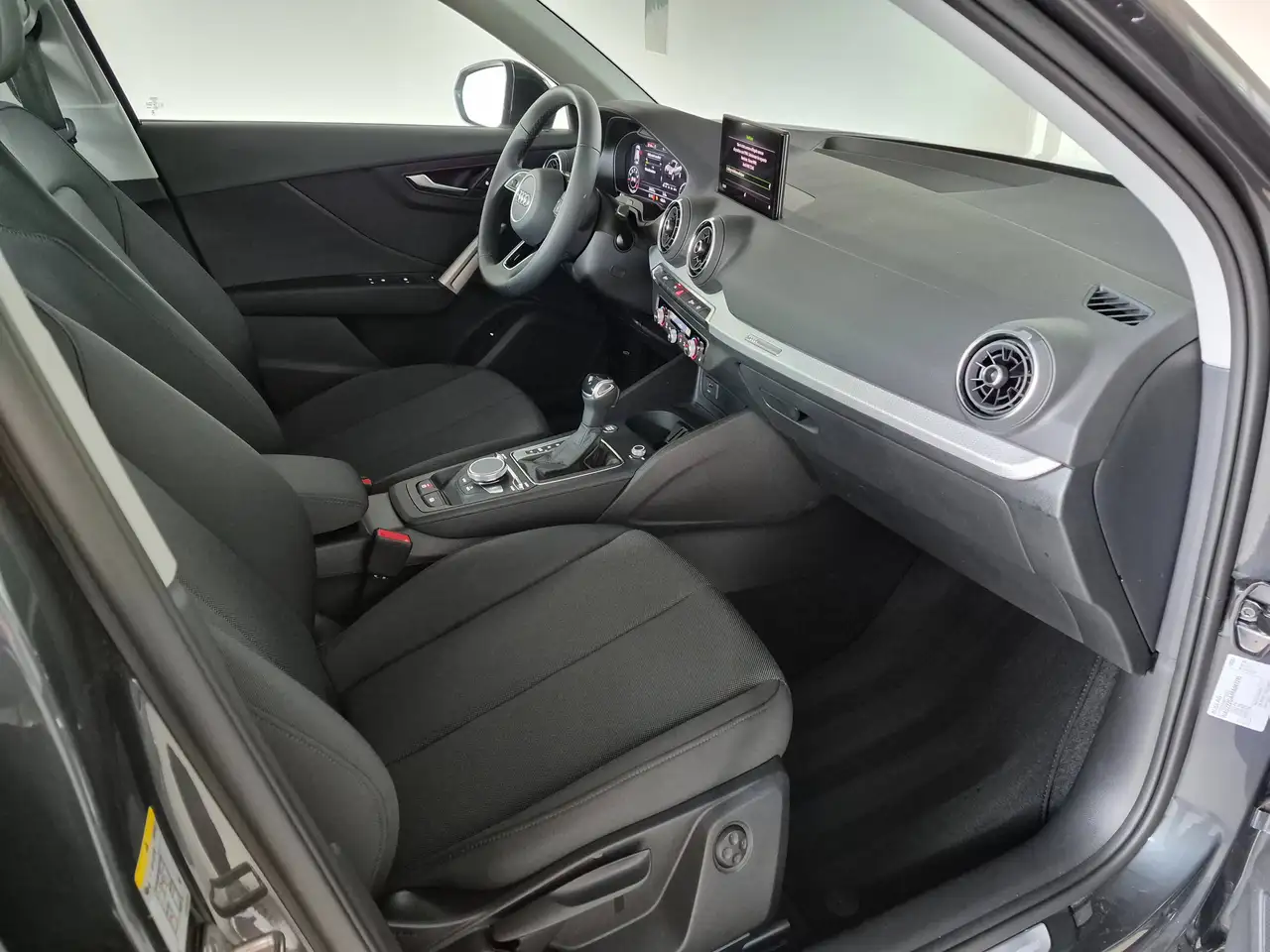 Audi Q2 35 TFSI S-TRONIC MATRIX APPLE CAR PLAY/ANDROID AUTO RETROCAMERA ACC RICARIA WIRELESS VIRTUAL COCKPIT, миниатюра 10