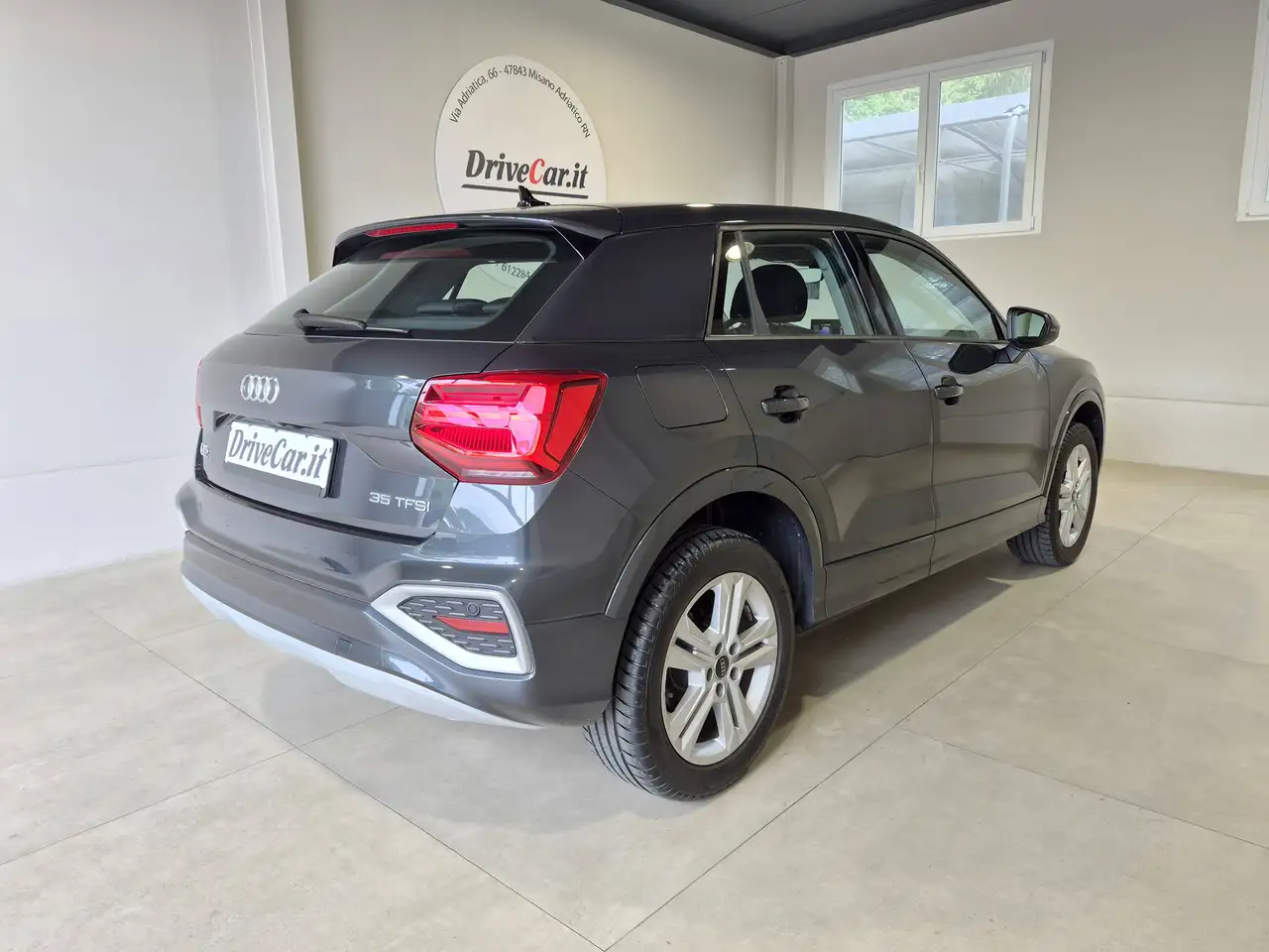 Audi Q2 35 TFSI S-TRONIC MATRIX APPLE CAR PLAY/ANDROID AUTO RETROCAMERA ACC RICARIA WIRELESS VIRTUAL COCKPIT, миниатюра 5