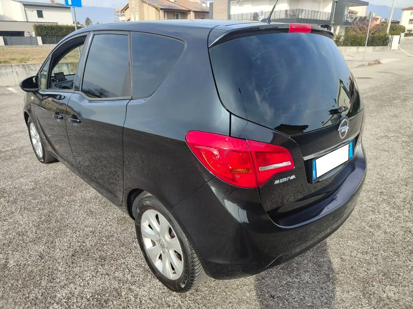 Opel Meriva 1.4 Benz./GPL Tech ( MOTORE A CATENA ) Fekete - 2