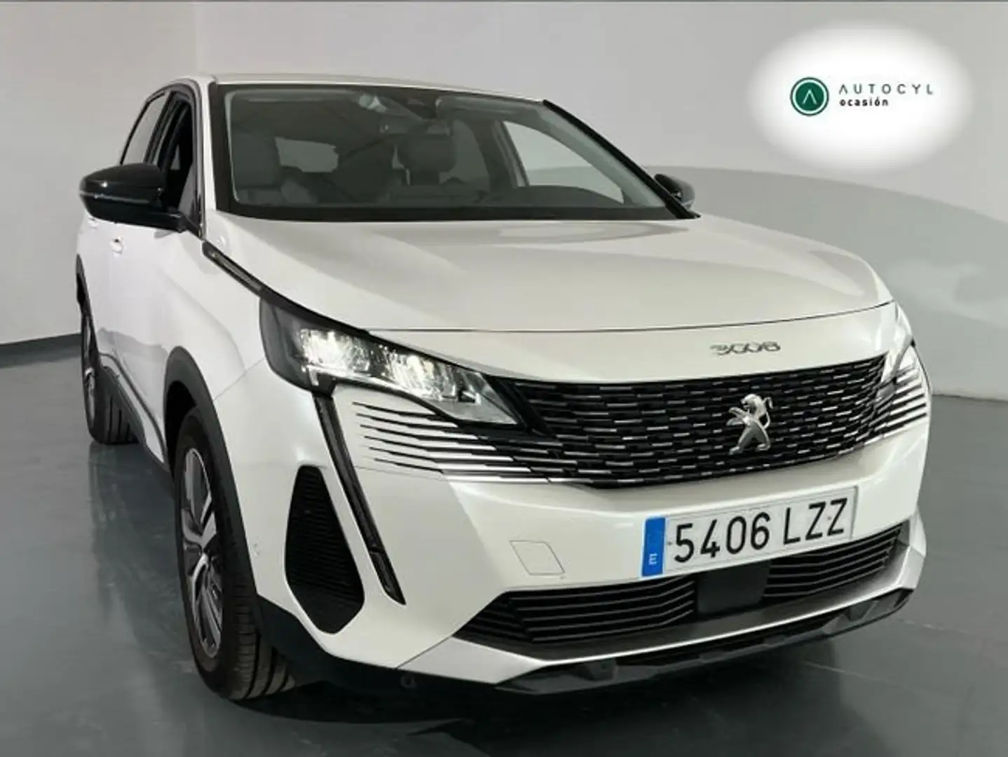 Peugeot 3008 1.2 PureTech 96KW S&S Allure EAT8 Weiß - 1