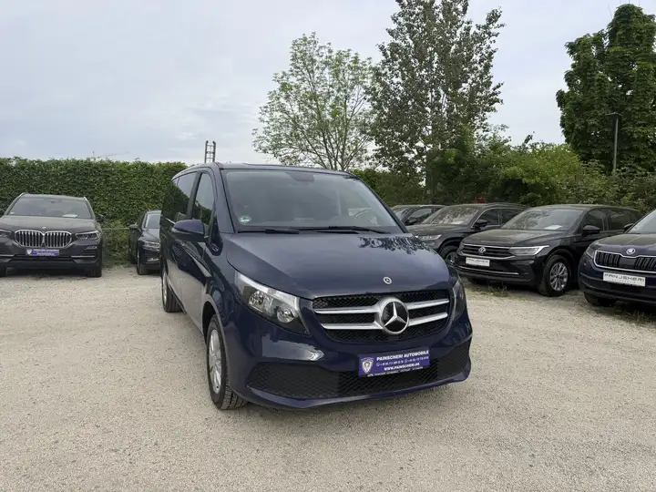Mercedes-Benz V 2021