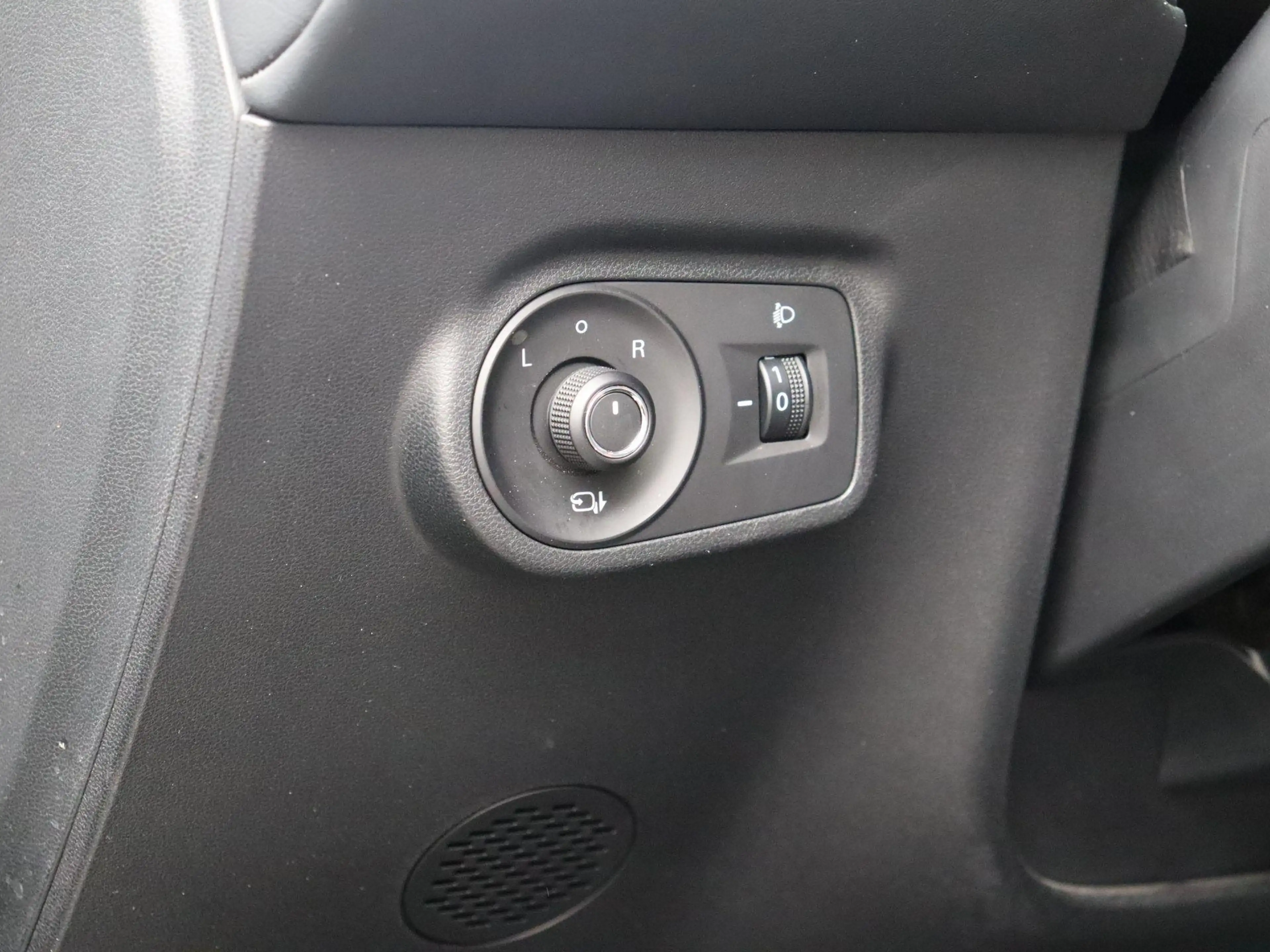 MG ZS Hybrid+ Luxury NAVI | CAMERA | CARPLAY — photo 13