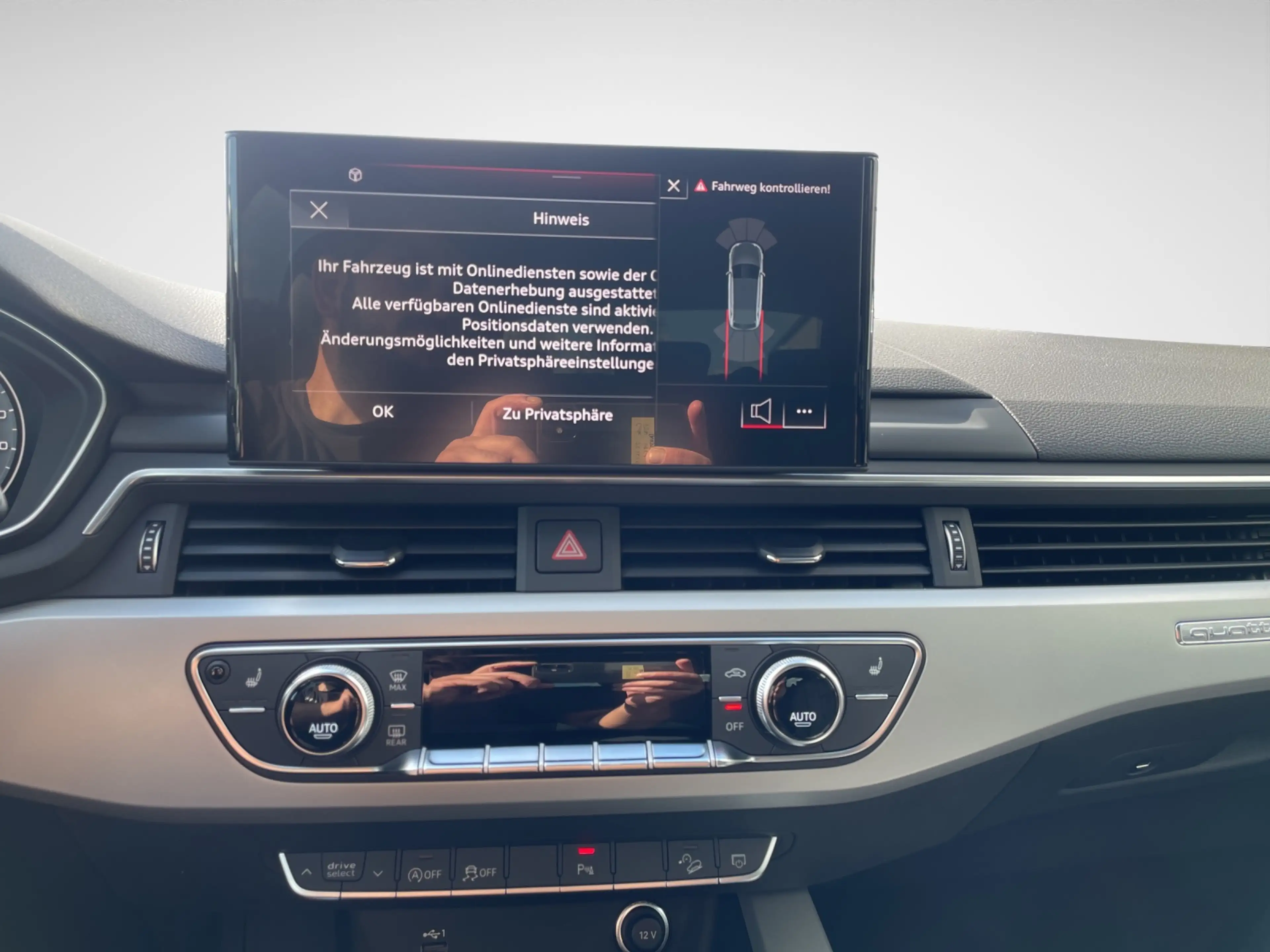 Audi A4 allroad quattro 40 TDI s tronic — photo 10