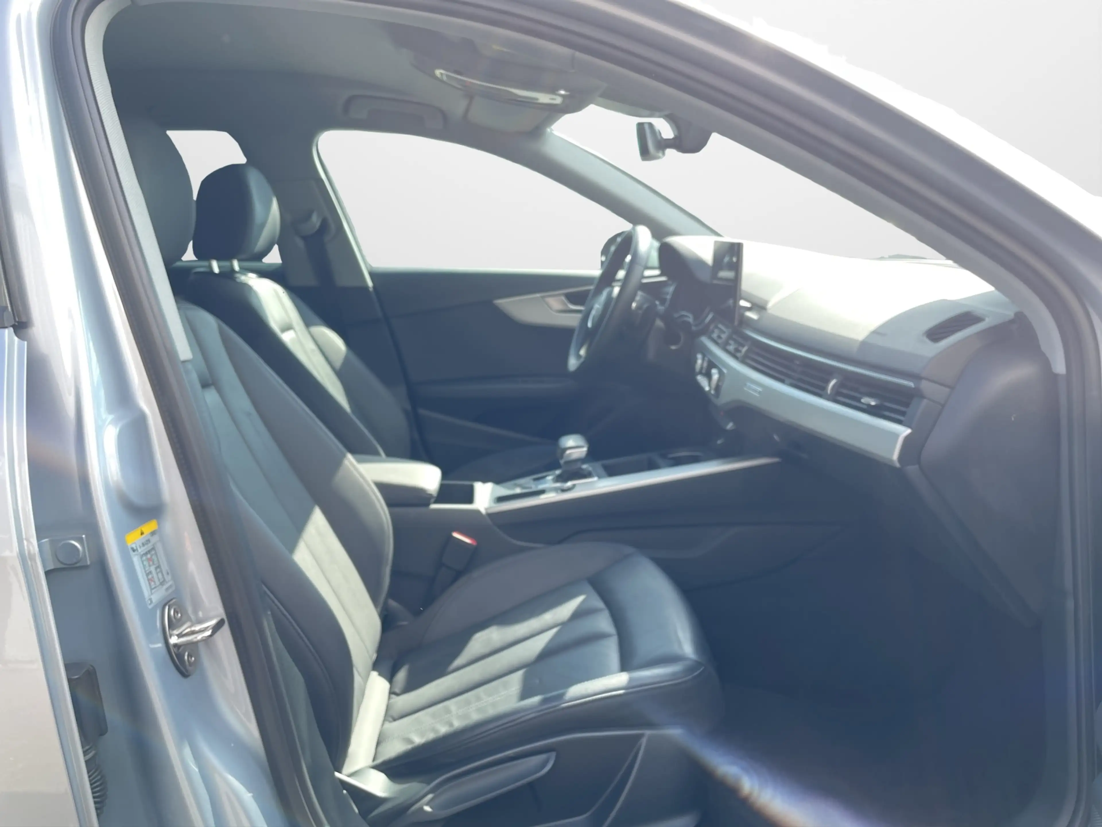 Audi A4 allroad quattro 40 TDI s tronic — photo 13