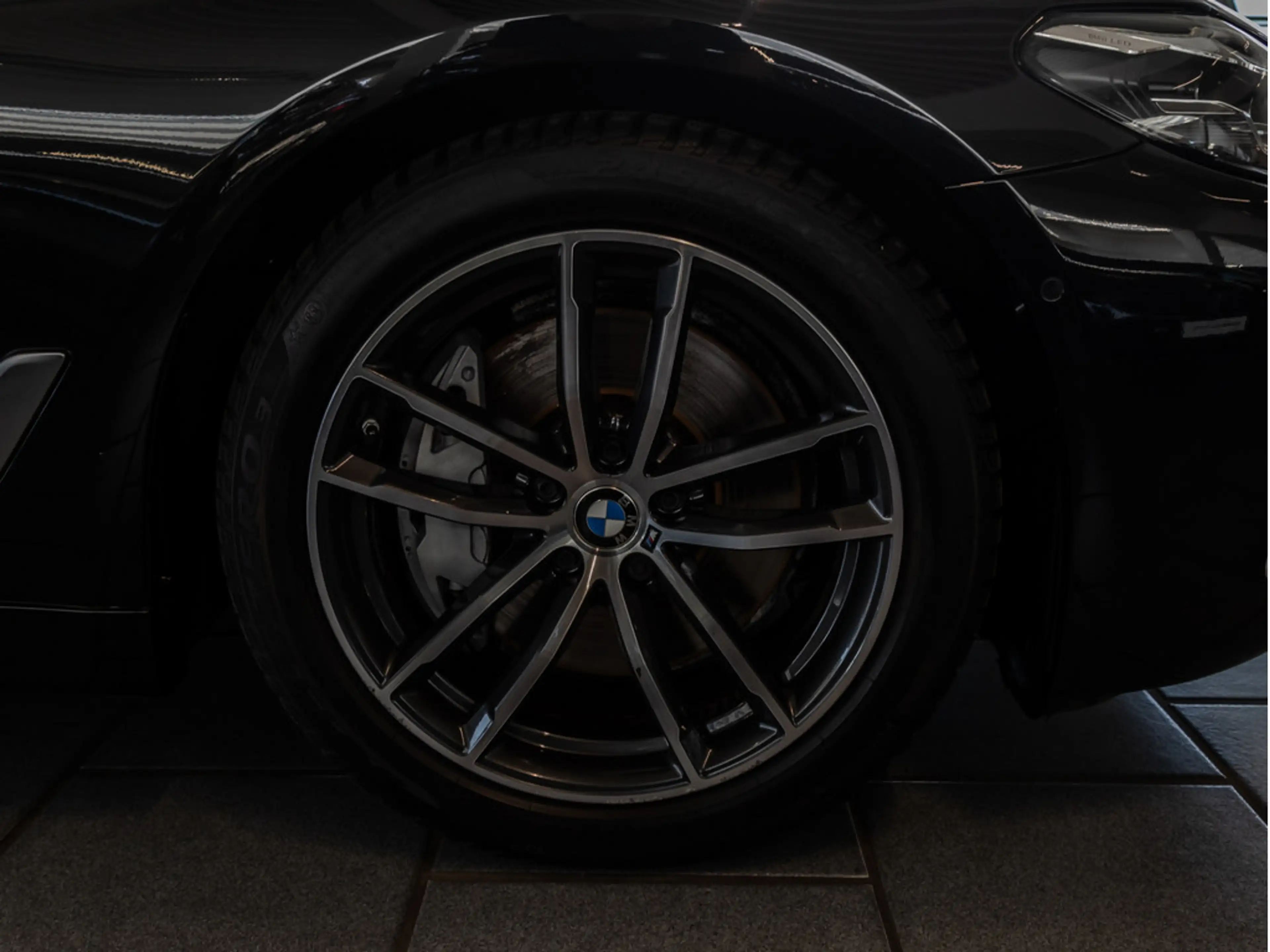 BMW 540 d Touring xDrive M-Sport FACEL. AHK HUD — photo 10