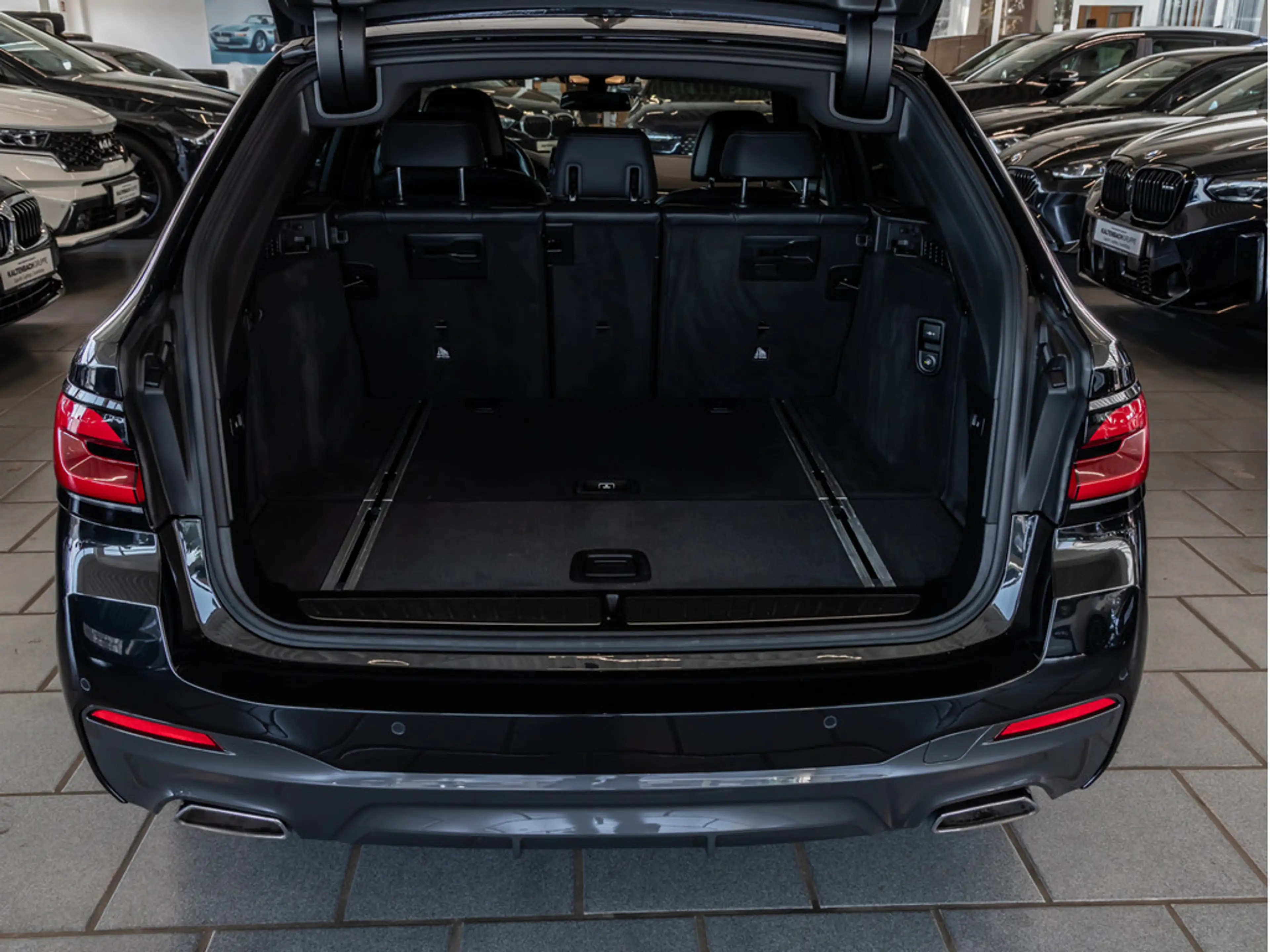 BMW 540 d Touring xDrive M-Sport FACEL. AHK HUD — photo 11