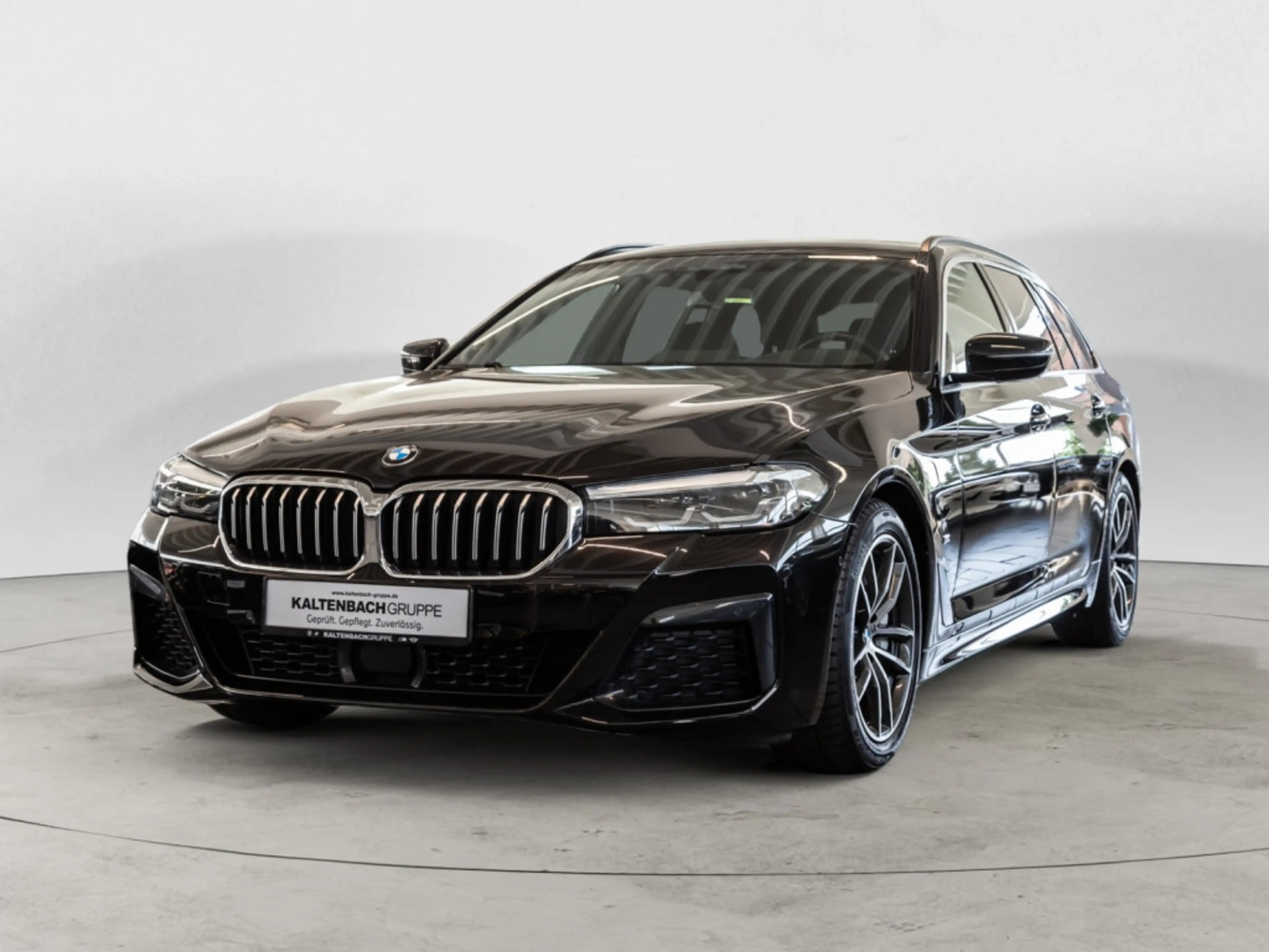 BMW 540 d Touring xDrive M-Sport FACEL. AHK HUD — photo 2