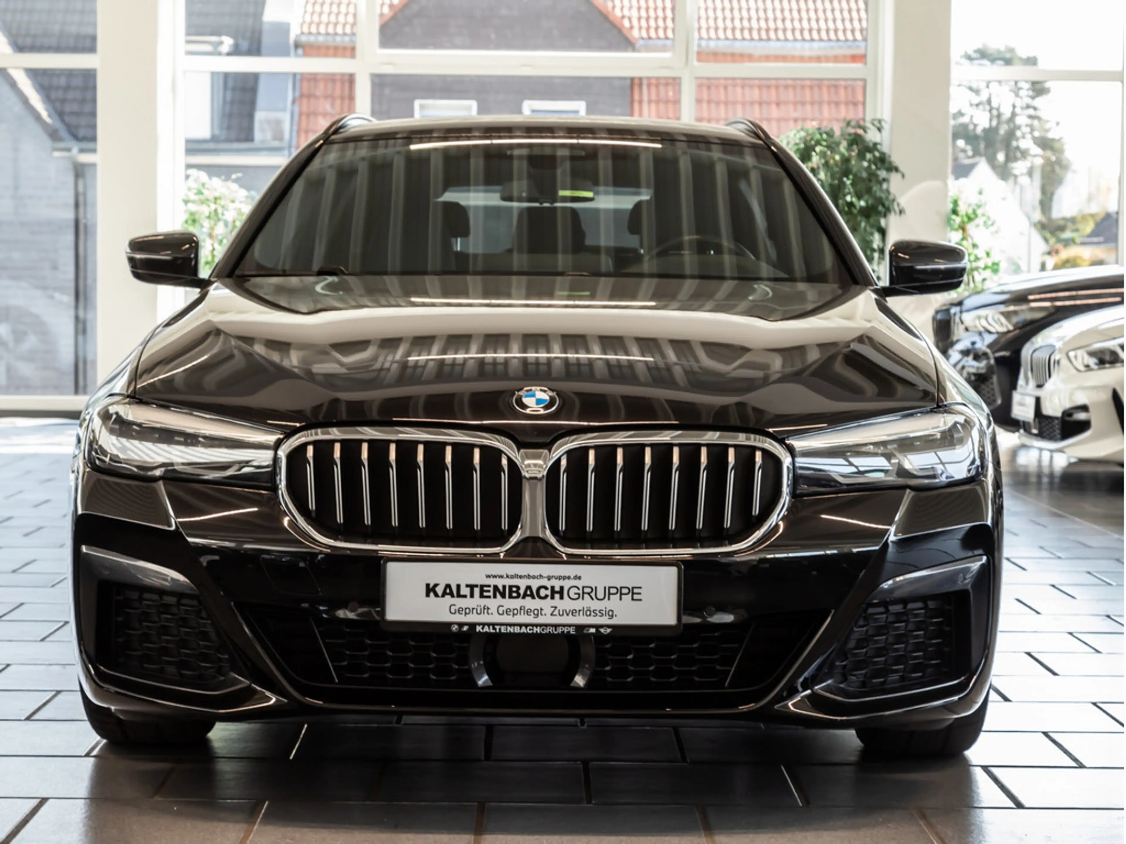BMW 540 d Touring xDrive M-Sport FACEL. AHK HUD — photo 3