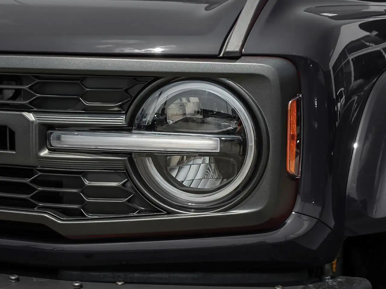 Ford Bronco снимка Ford Bronco