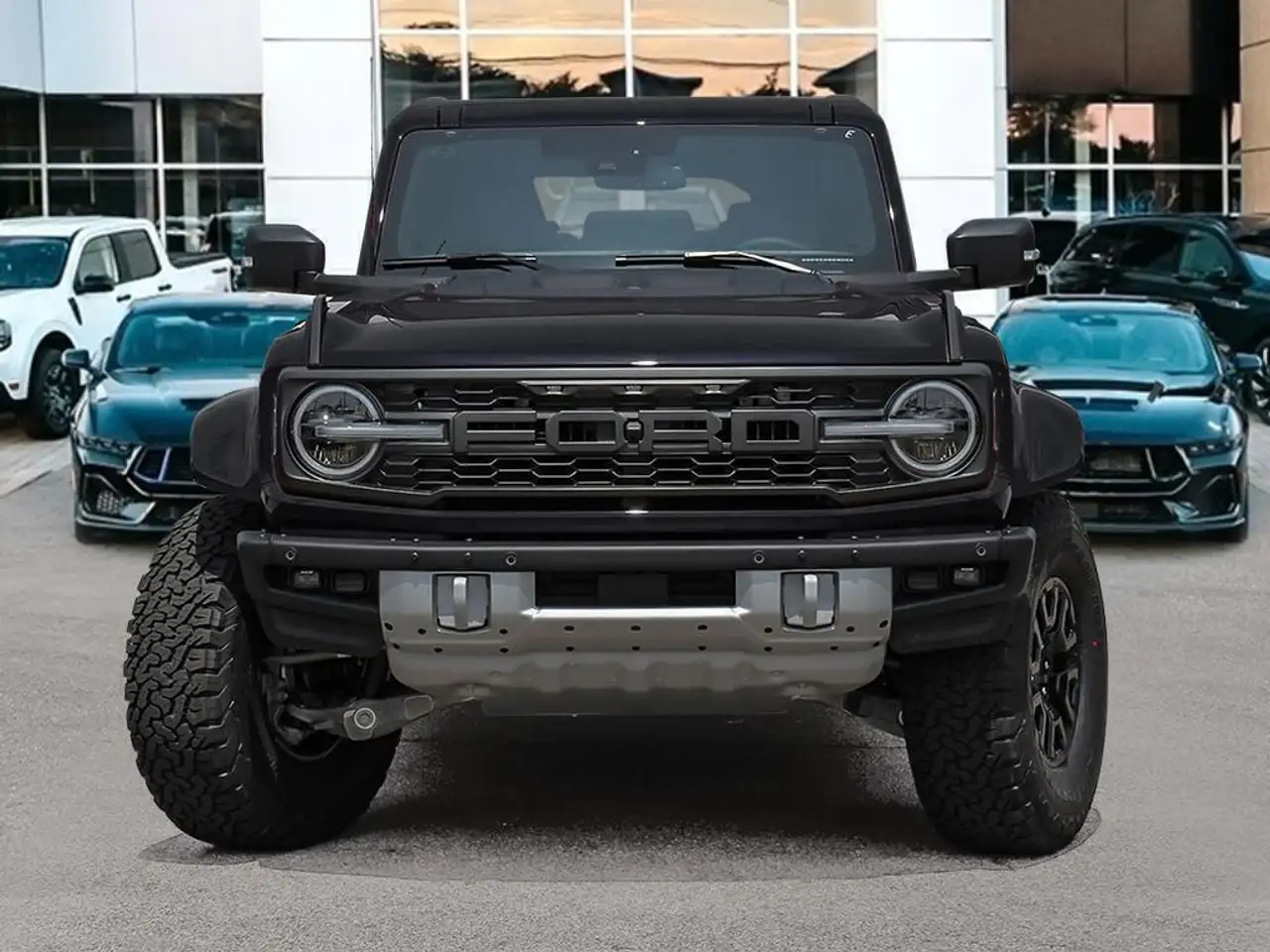 Ford Bronco снимка Ford Bronco