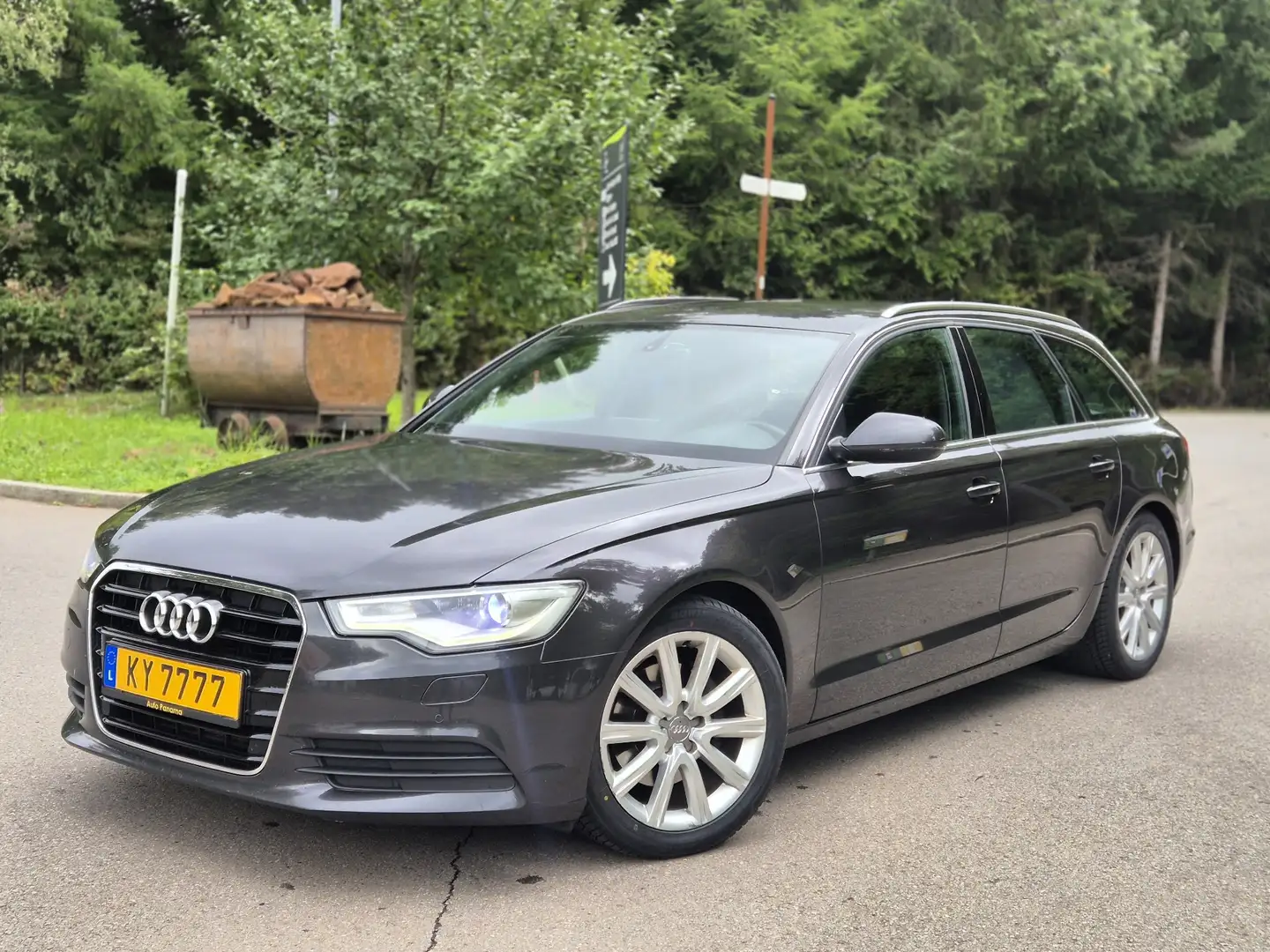 Audi A6 Avant 3.0 TDI DPF multitronic Noir - 1