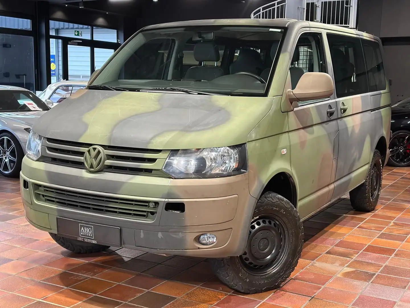 Volkswagen T5 Transporter T5 Widder 4Motion kurz Seikel Rockton Bundeswehr Grau - 2