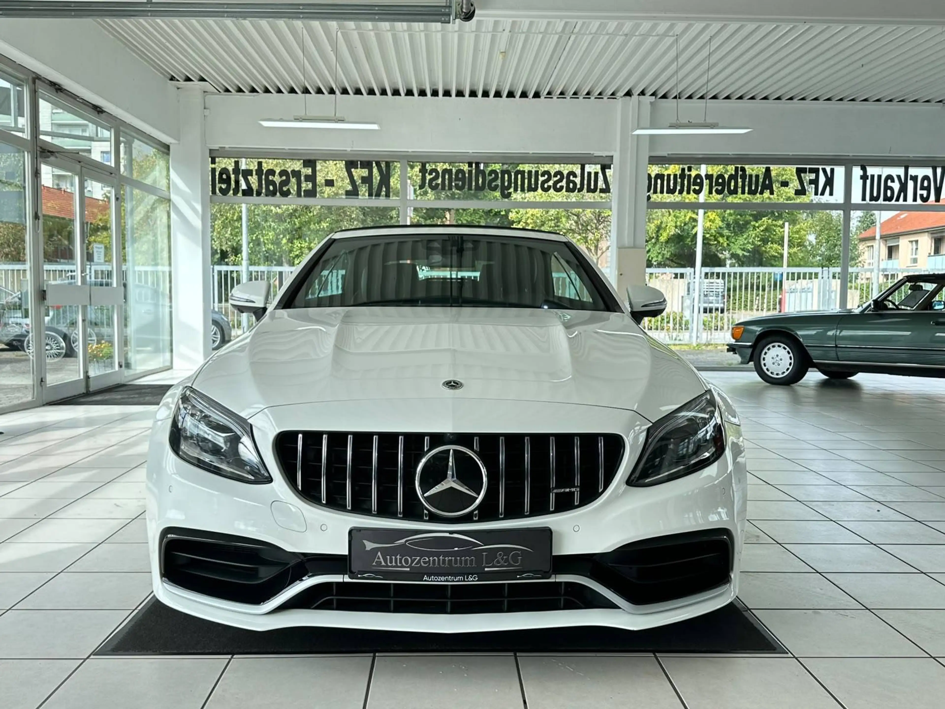 Mercedes-Benz C 63 AMG C 63 S AMG (205.487) — photo 3