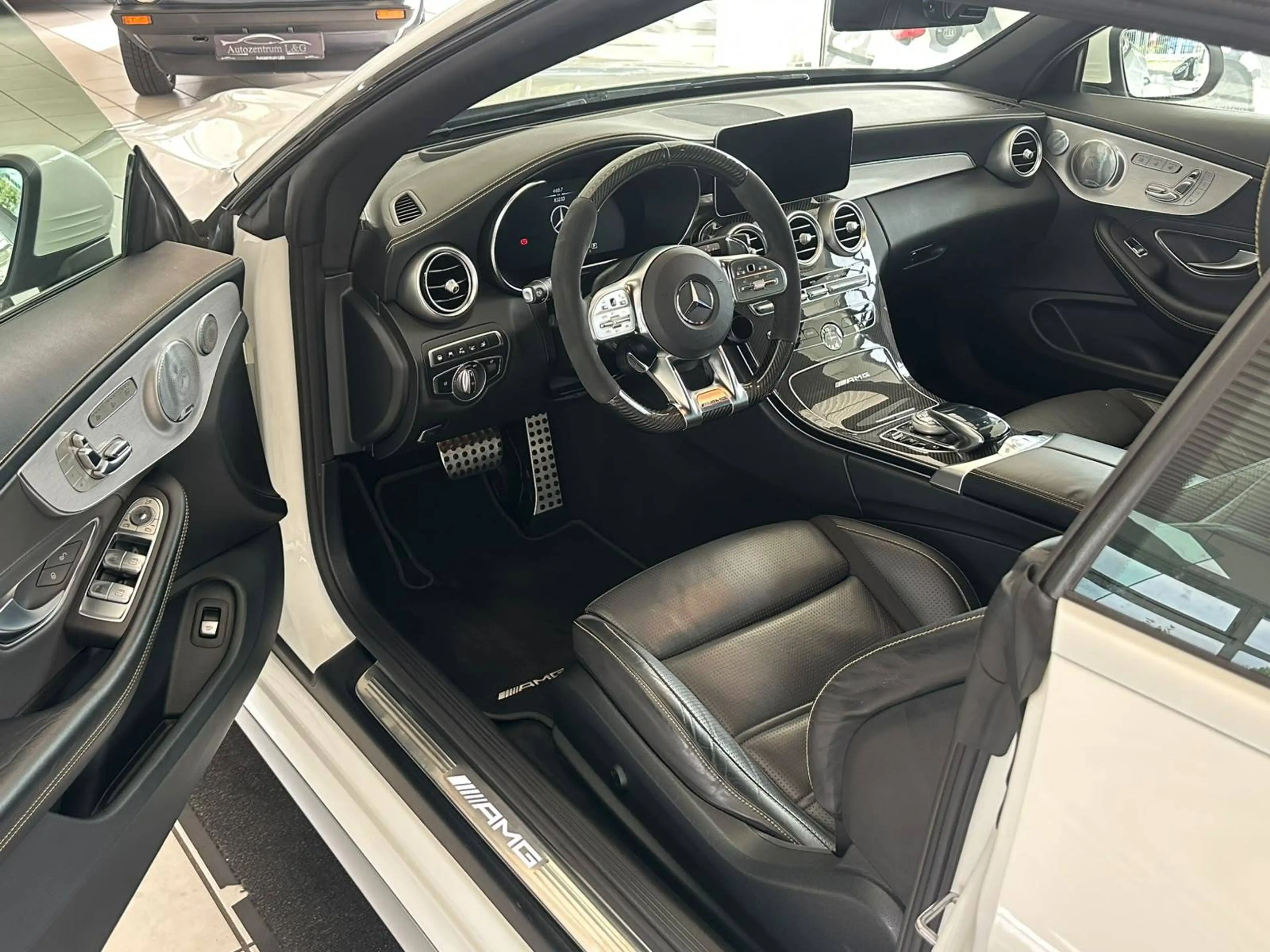 Mercedes-Benz C 63 AMG C 63 S AMG (205.487) — photo 10
