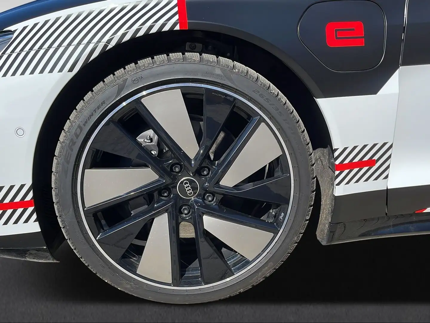Audi e-tron GT Wit - 2