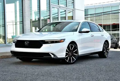 2024 Honda Accord Hybrid Touring FWD