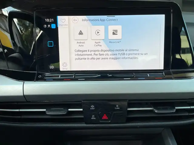 Volkswagen Golf view 11