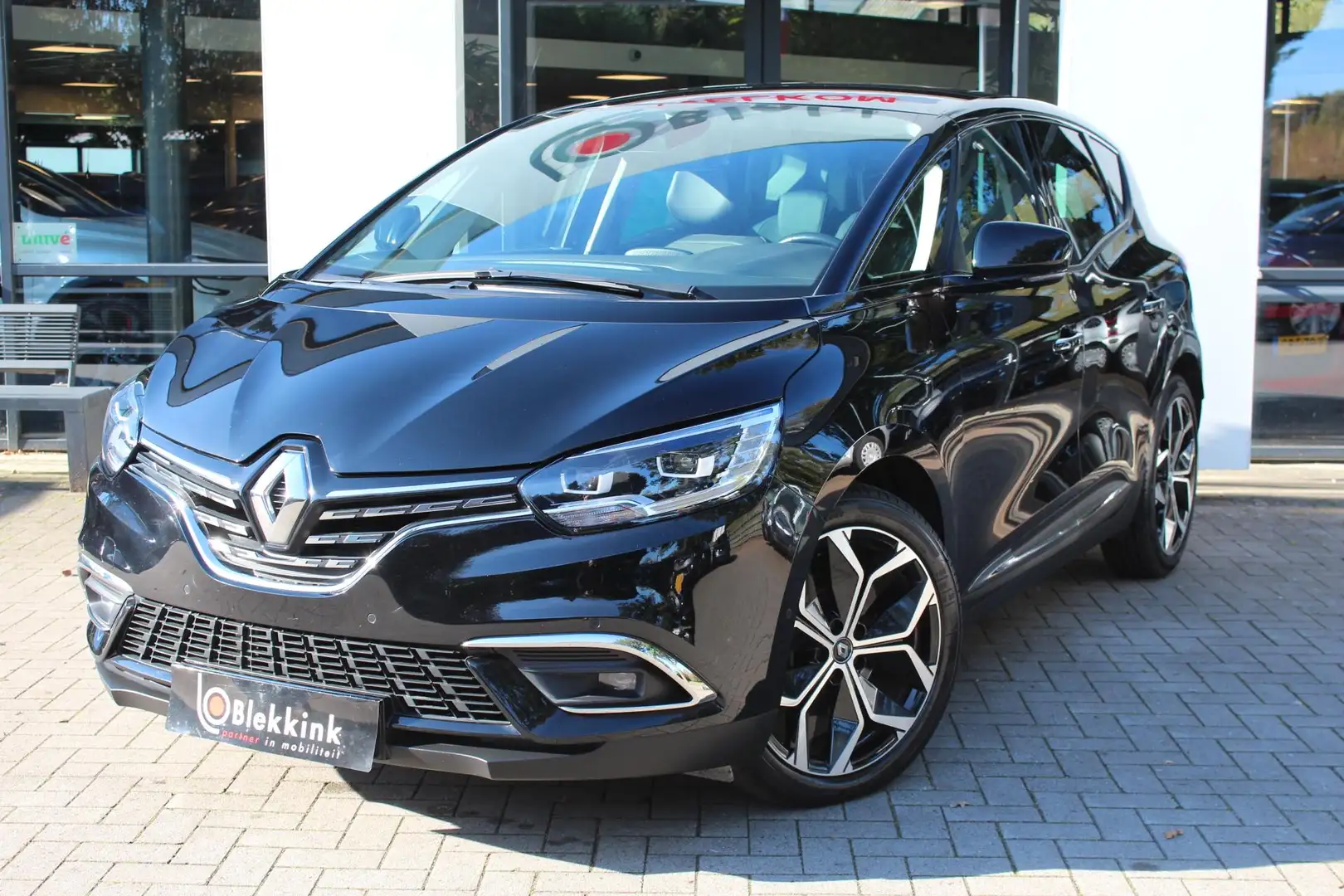 Renault Scenic 1.3 TCe Intens 140 pk Navigatie, Clima,Camera acht Zwart - 1