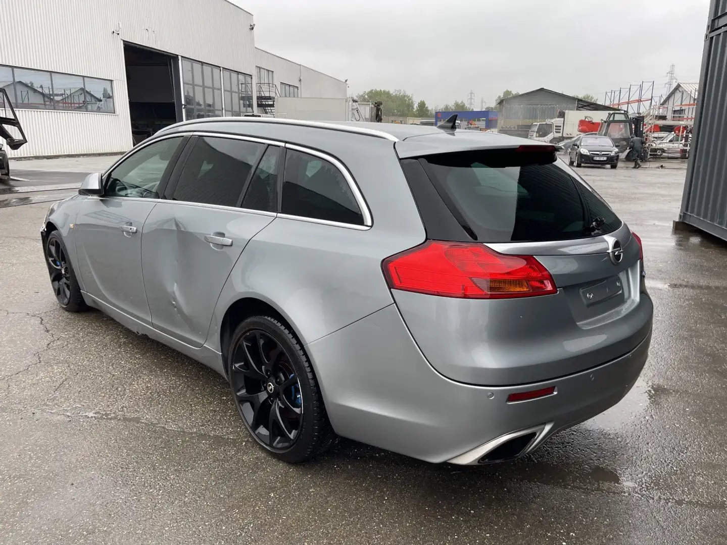 Opel Insignia Insignia Sports Tourer 2.8 V6 Turbo - 325 AWD OPC Gris - 2