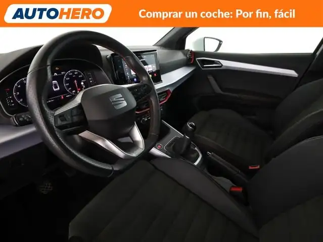 Seat Arona view 12