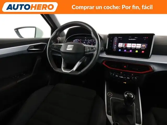Seat Arona view 14