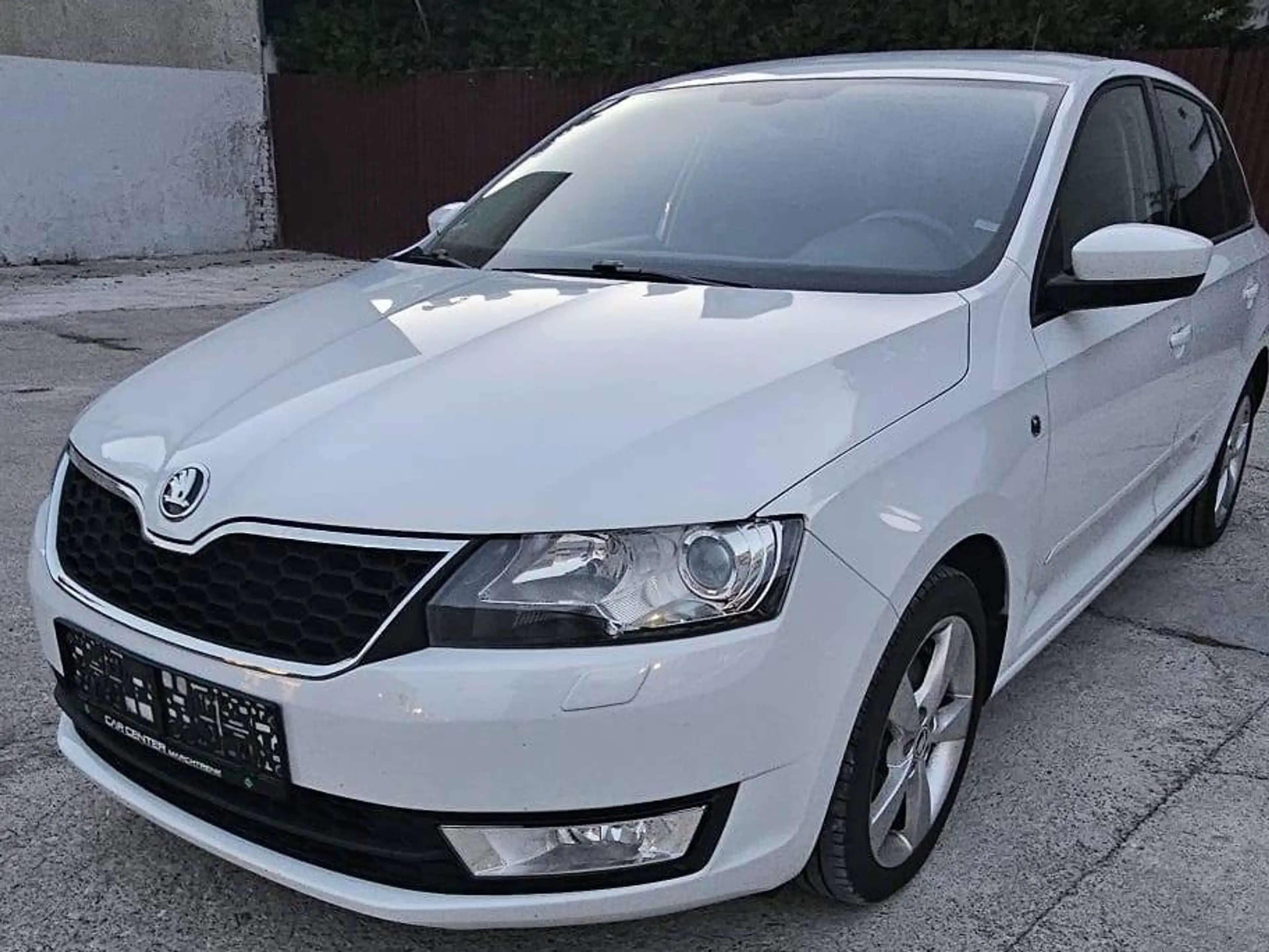 Skoda Rapid/Spaceback Elegance — photo 6