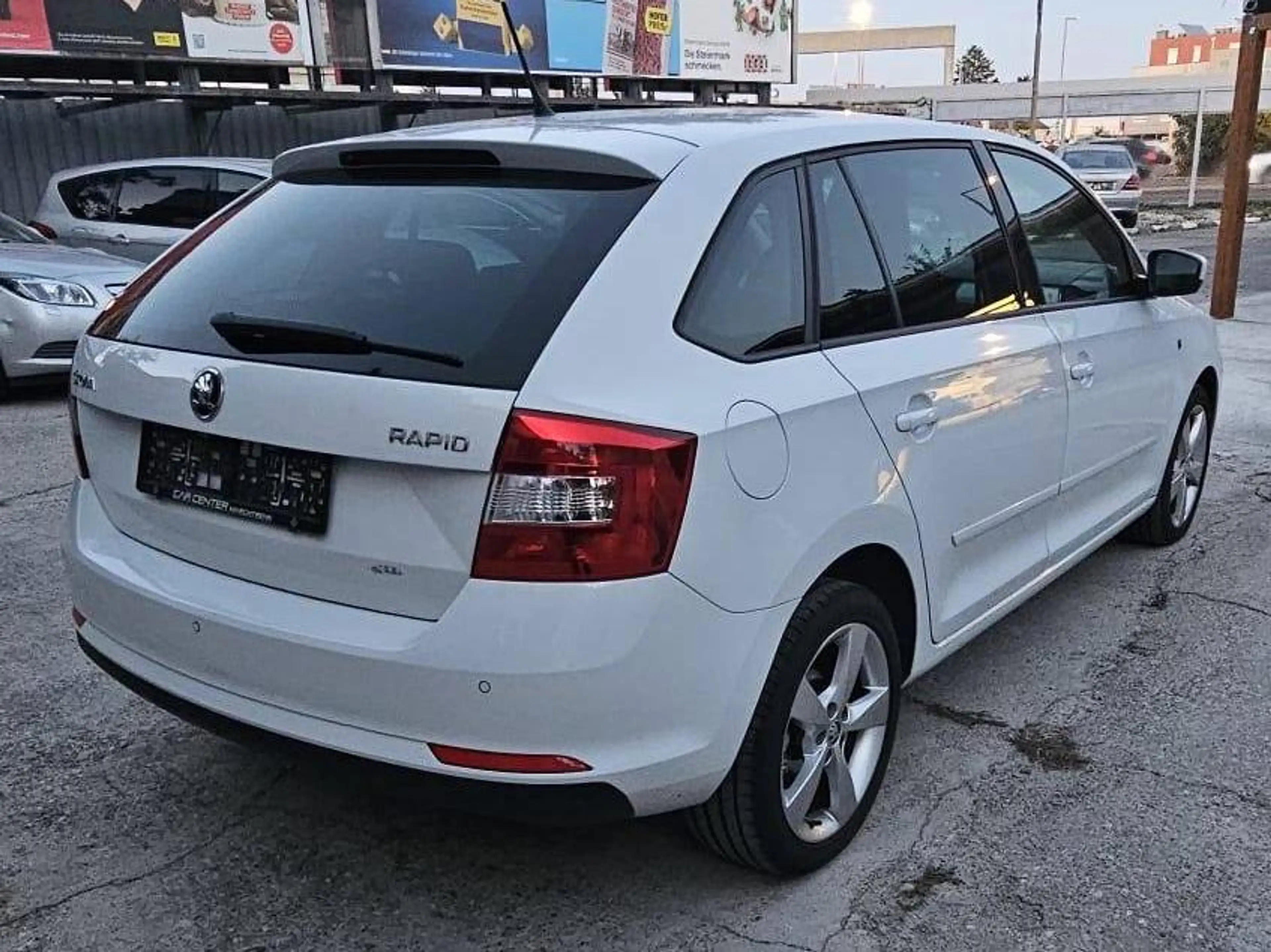 Skoda Rapid/Spaceback Elegance — photo 5