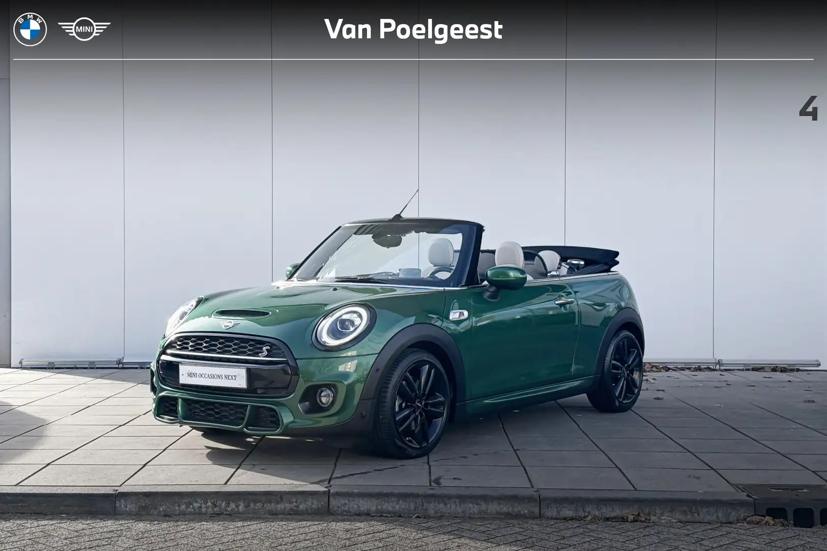 MINI Cooper Cabrio 2.0 Cooper S Hammersmith / JCW Pack / Harman Kardo Groen - 1