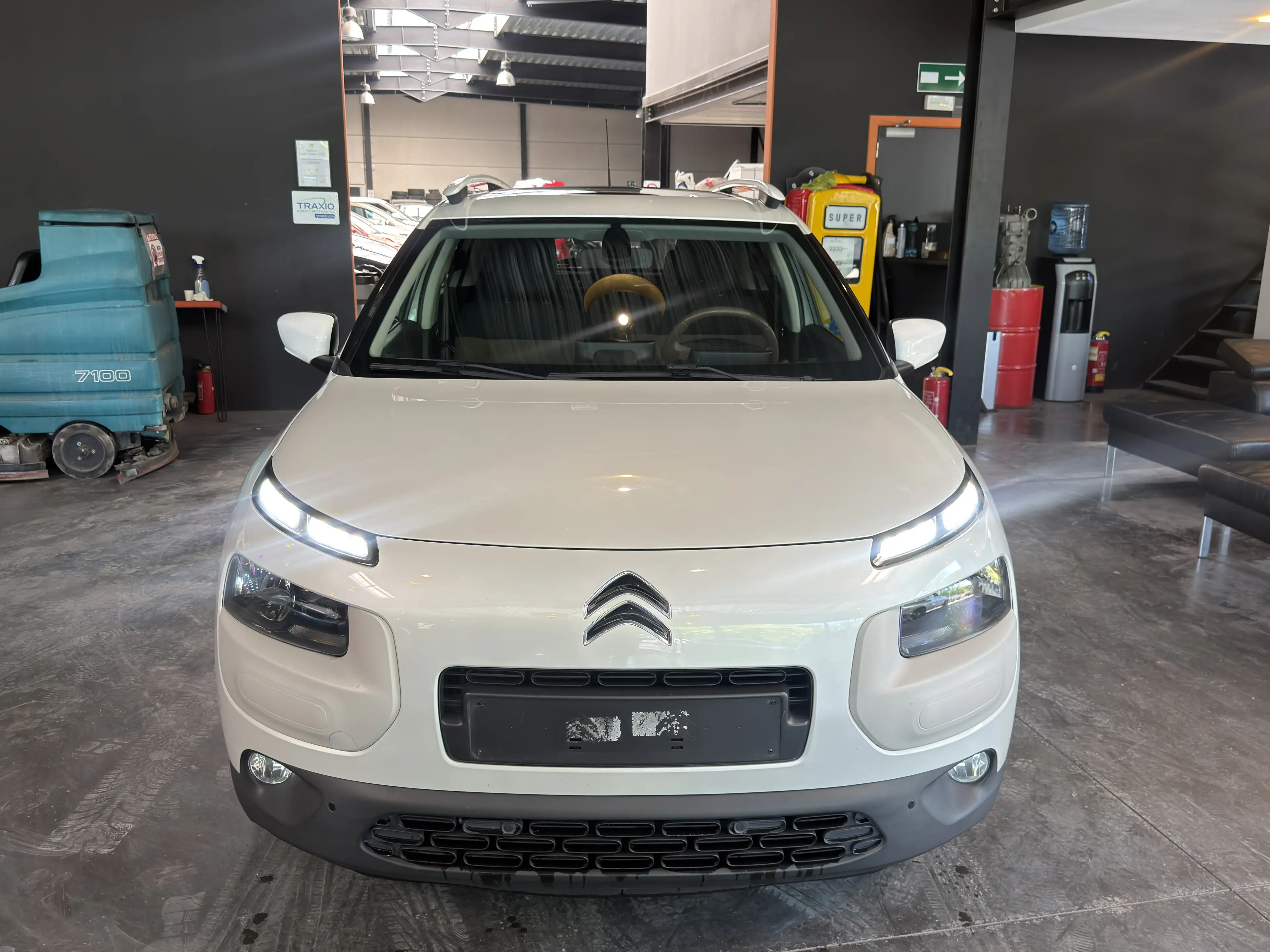 Citroen C4 Cactus C4 Cactus 1.2 PureTech OneTone/12 mois de garantie — photo 2