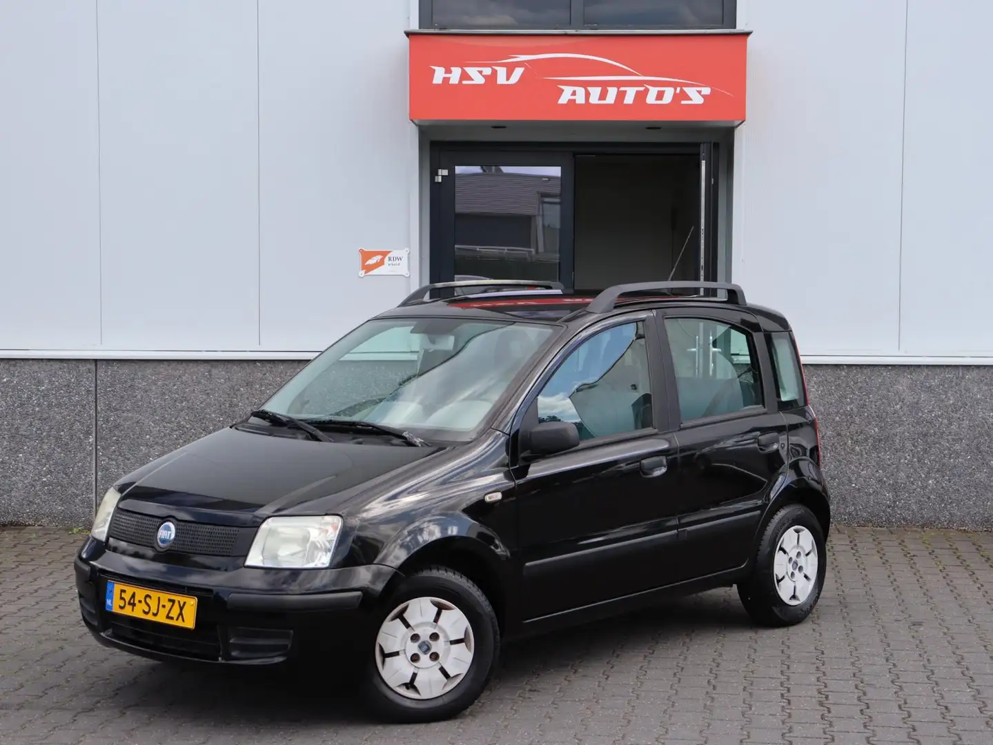 Fiat Panda 1.1 Young *apk 01-2026* Zwart - 1